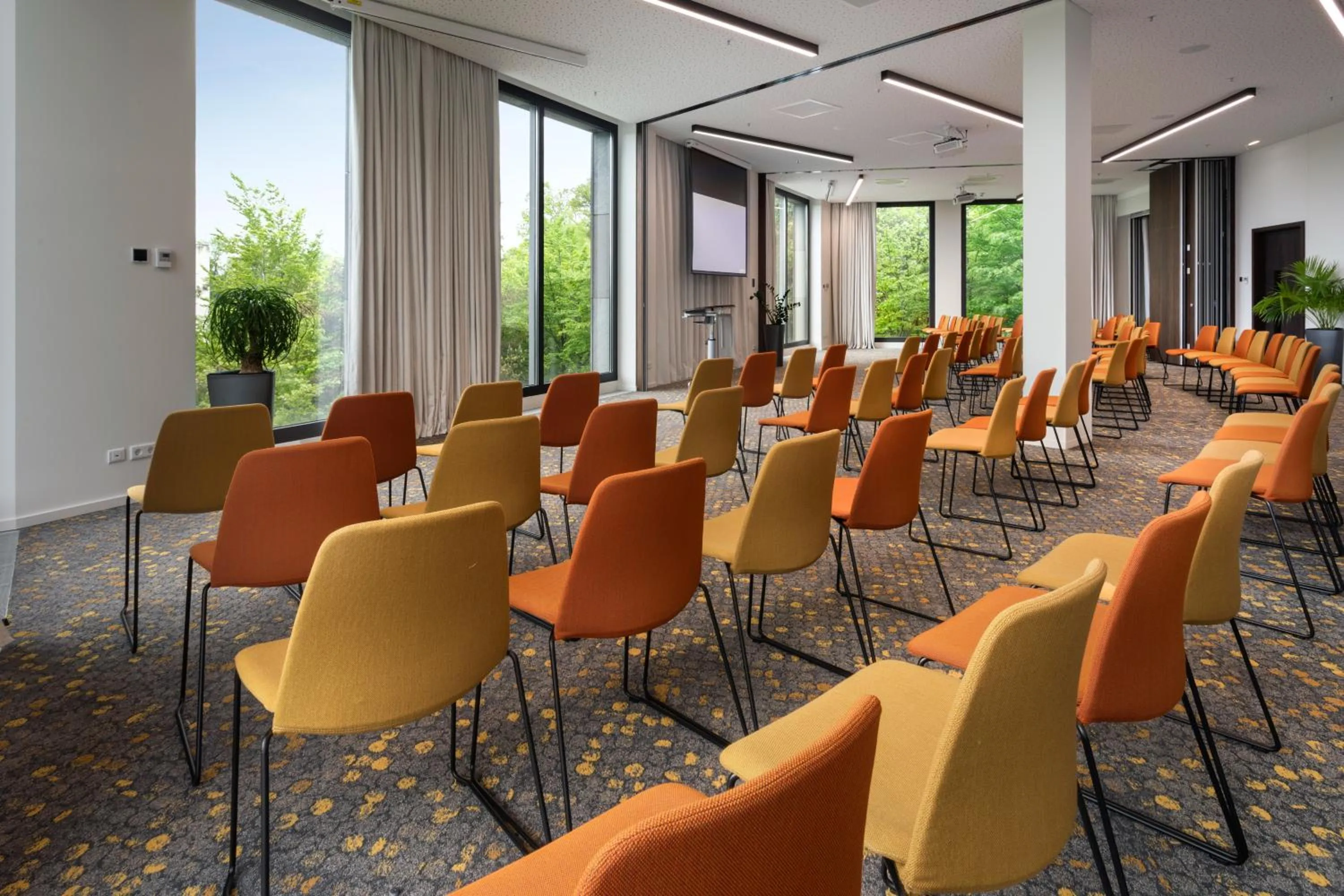 TV and multimedia in Melia Luxembourg
