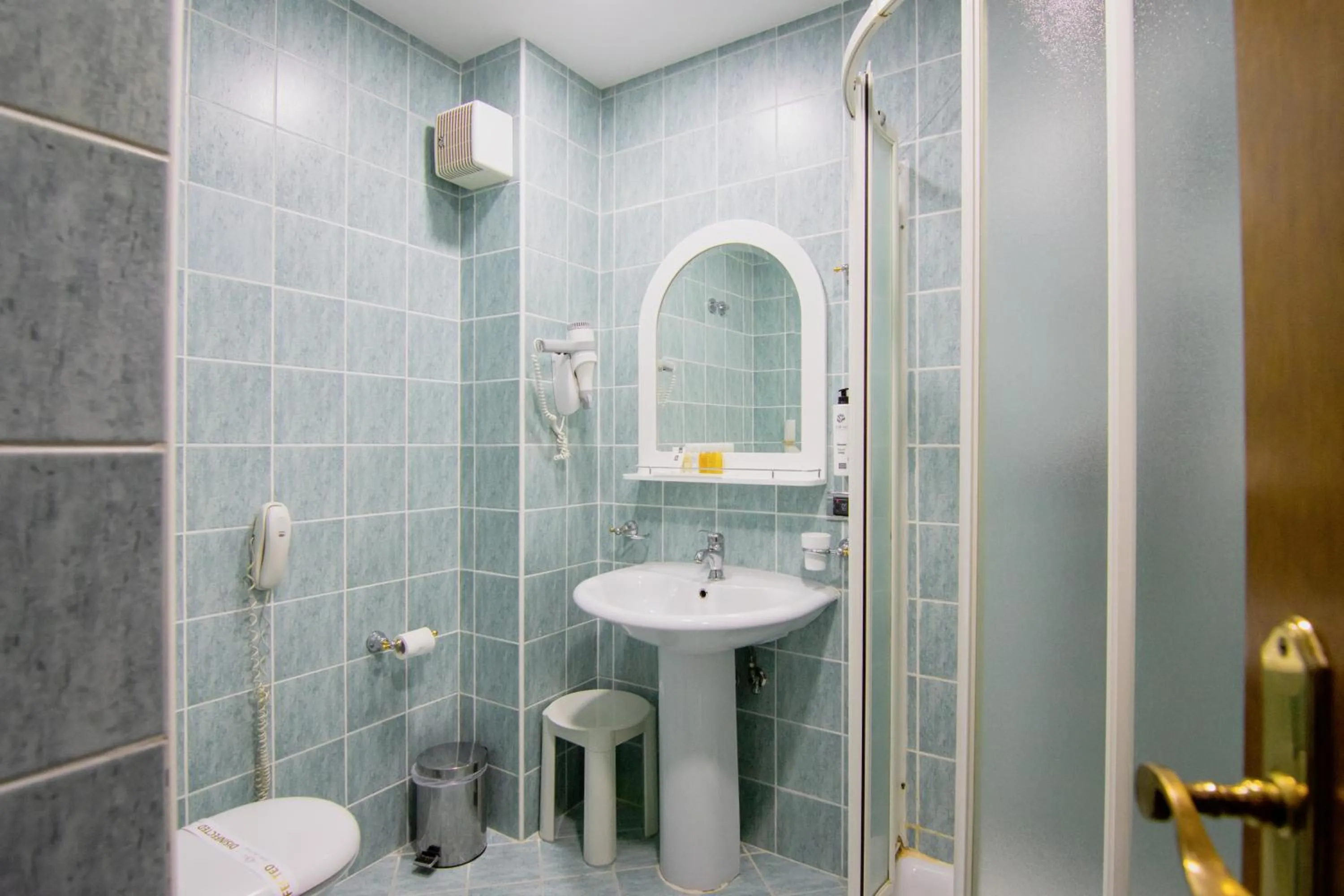 Bathroom in Grand Hotel & Spa Tirana