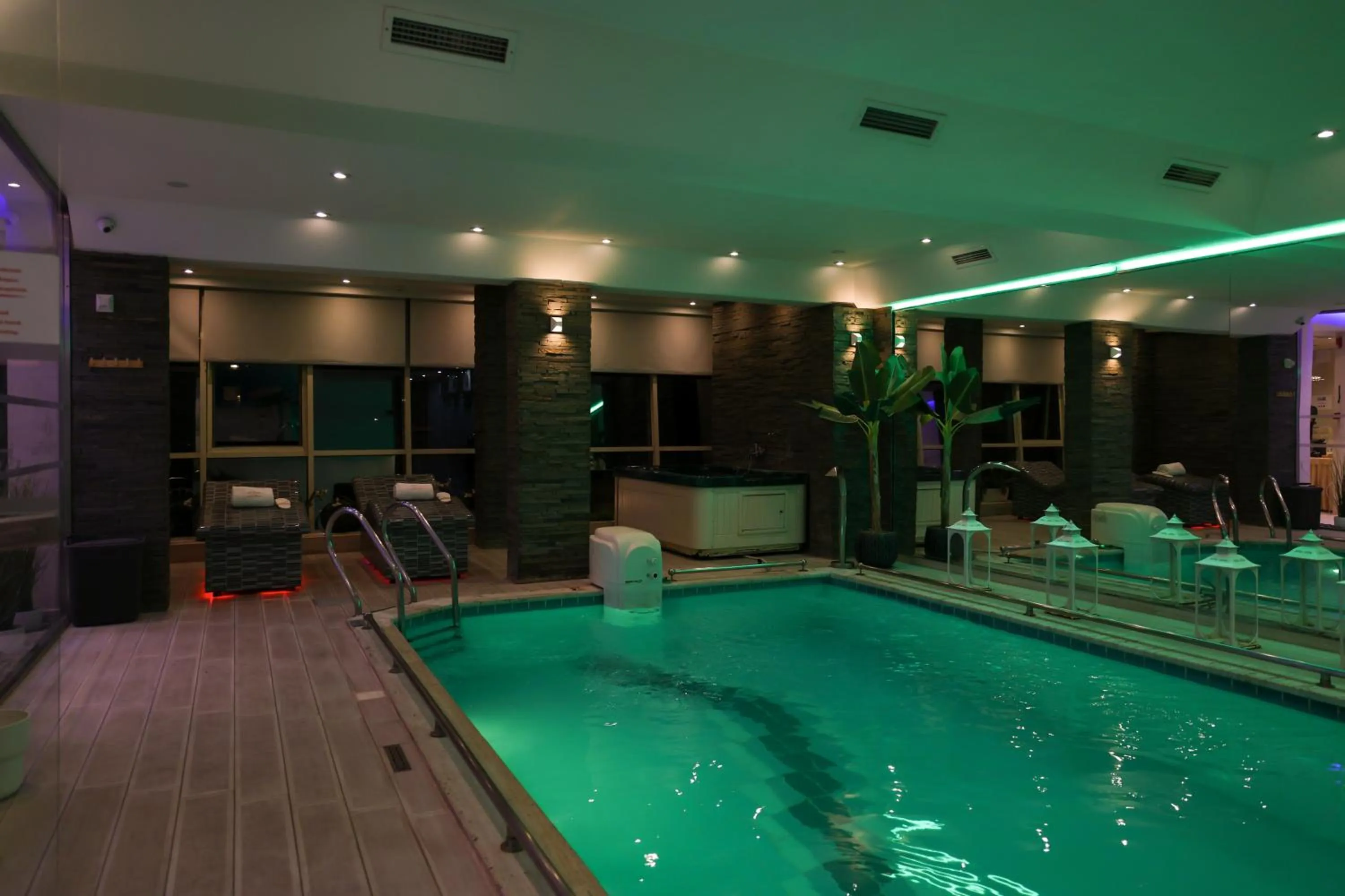 Swimming pool in Grand Hotel & Spa Tirana