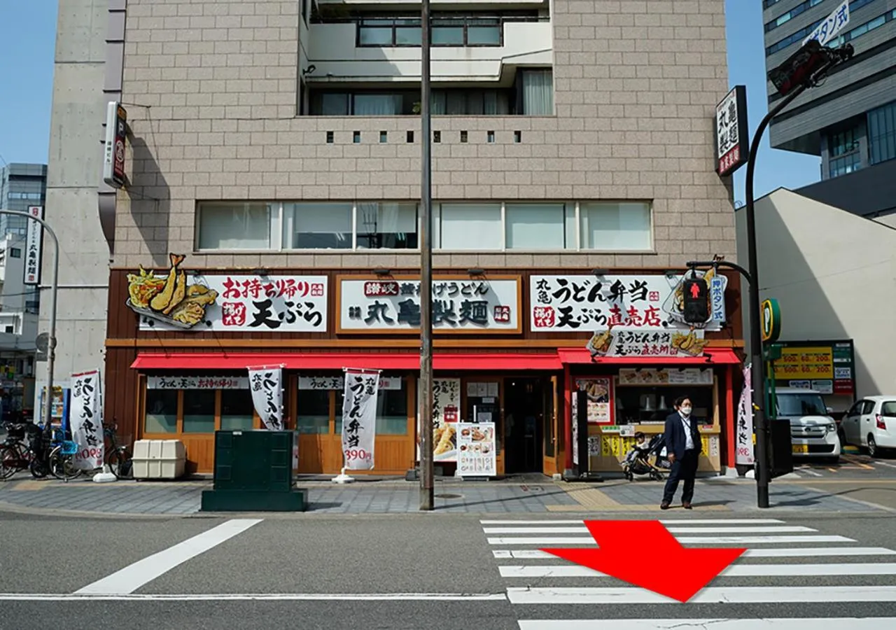 Facade/entrance in Yeah Room Namba