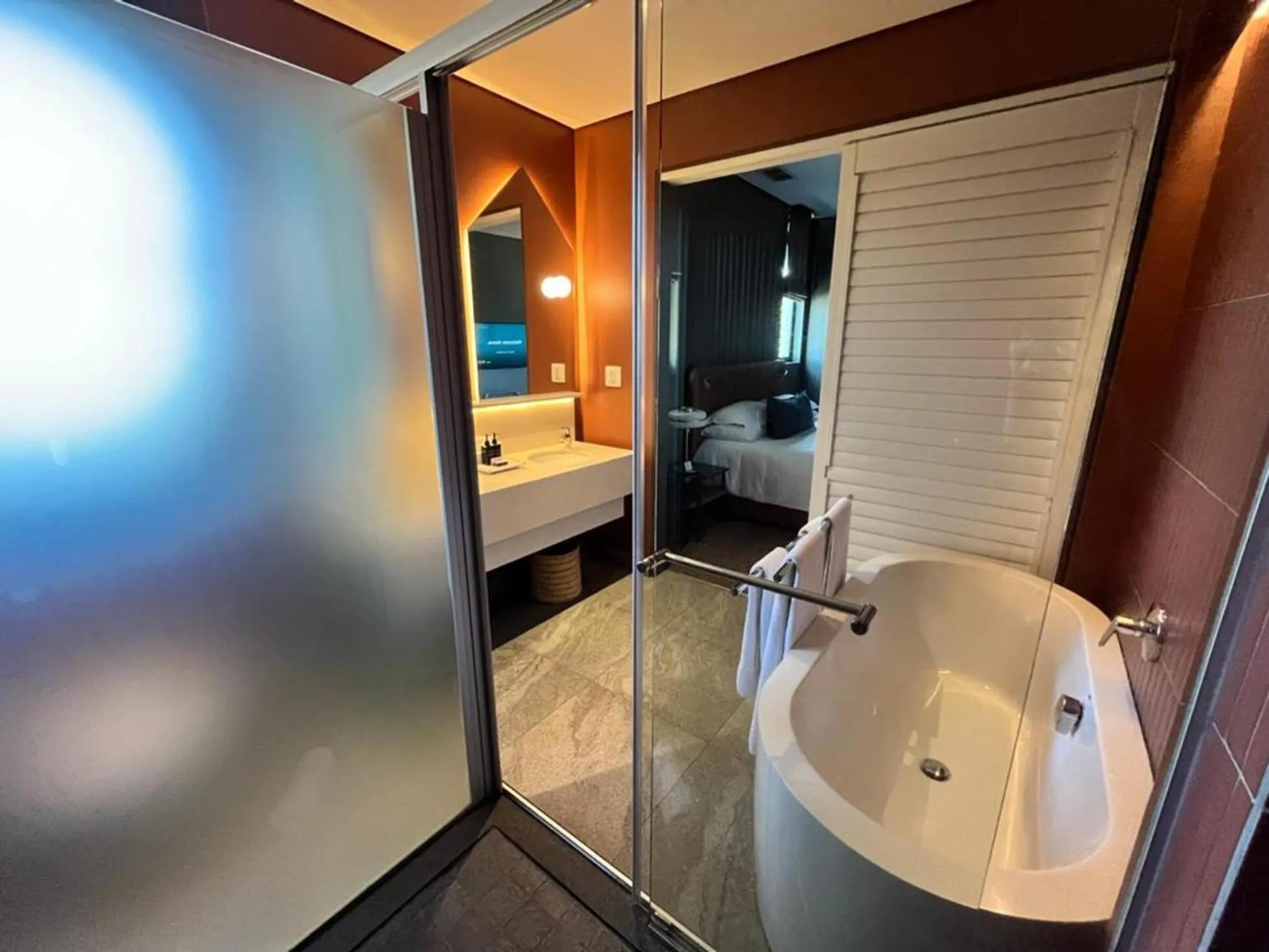 Shower in Home Suite Hotels Rosebank