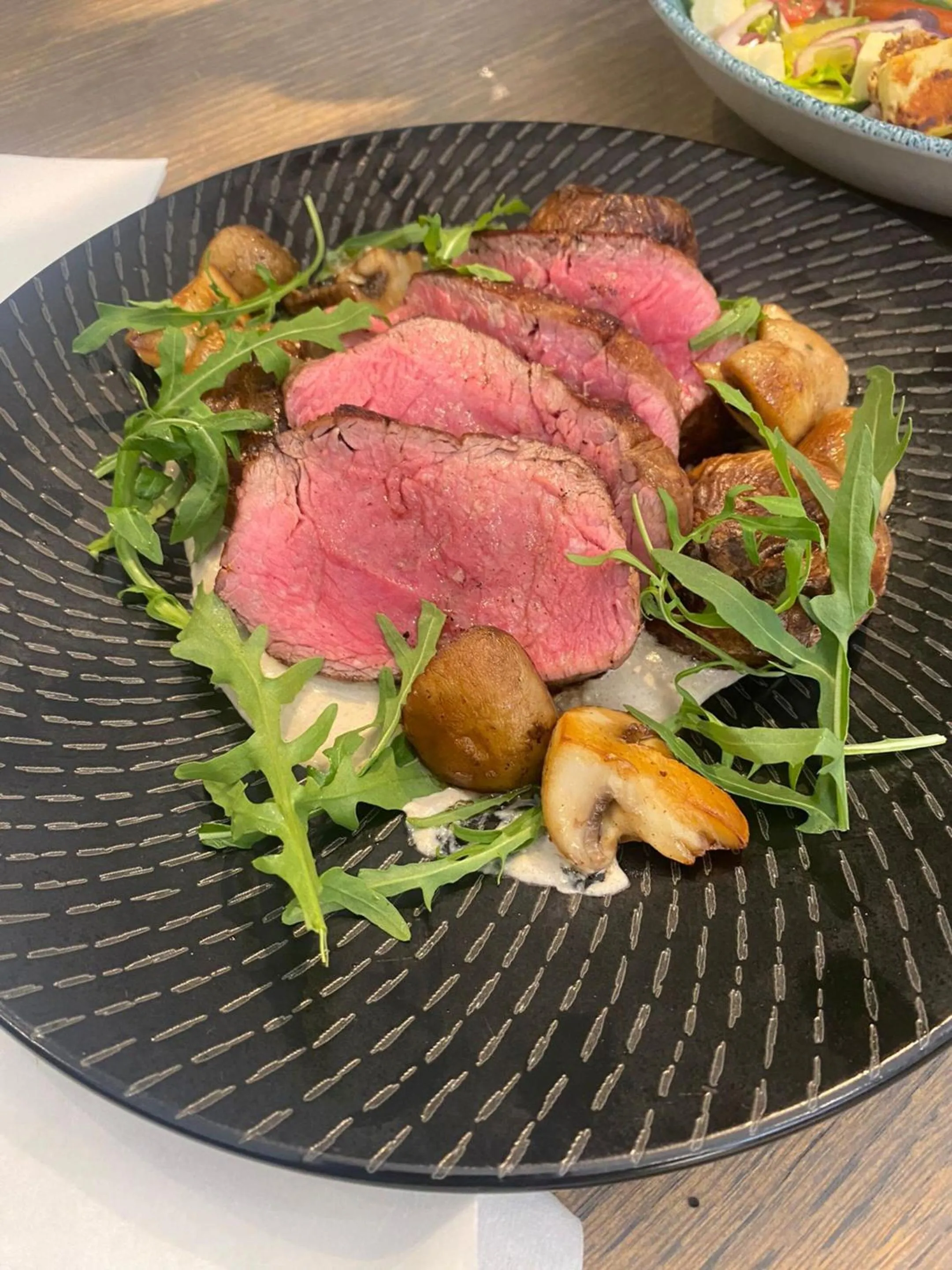 Restaurant/places to eat in Home Suite Hotels Rosebank