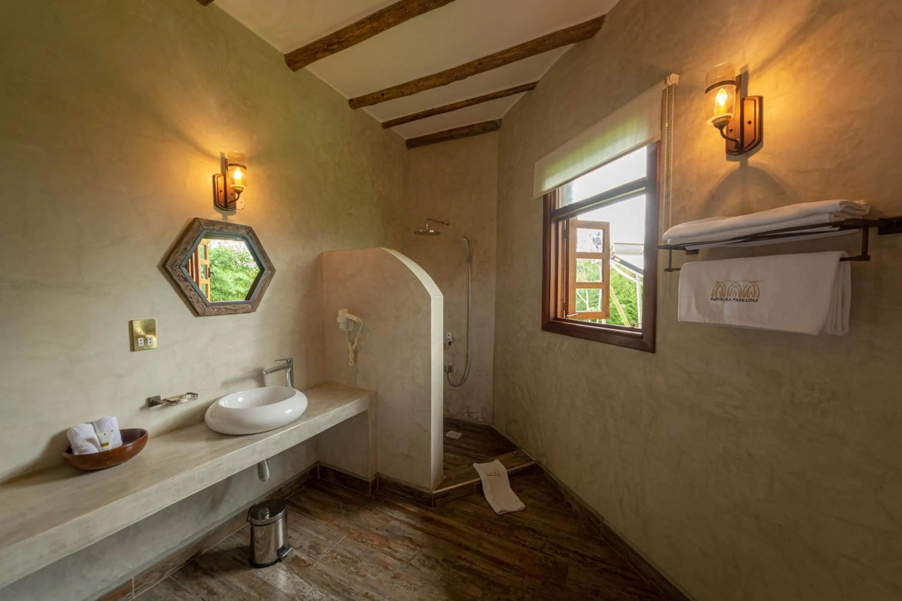 Bathroom in Emburara Farm Lodge