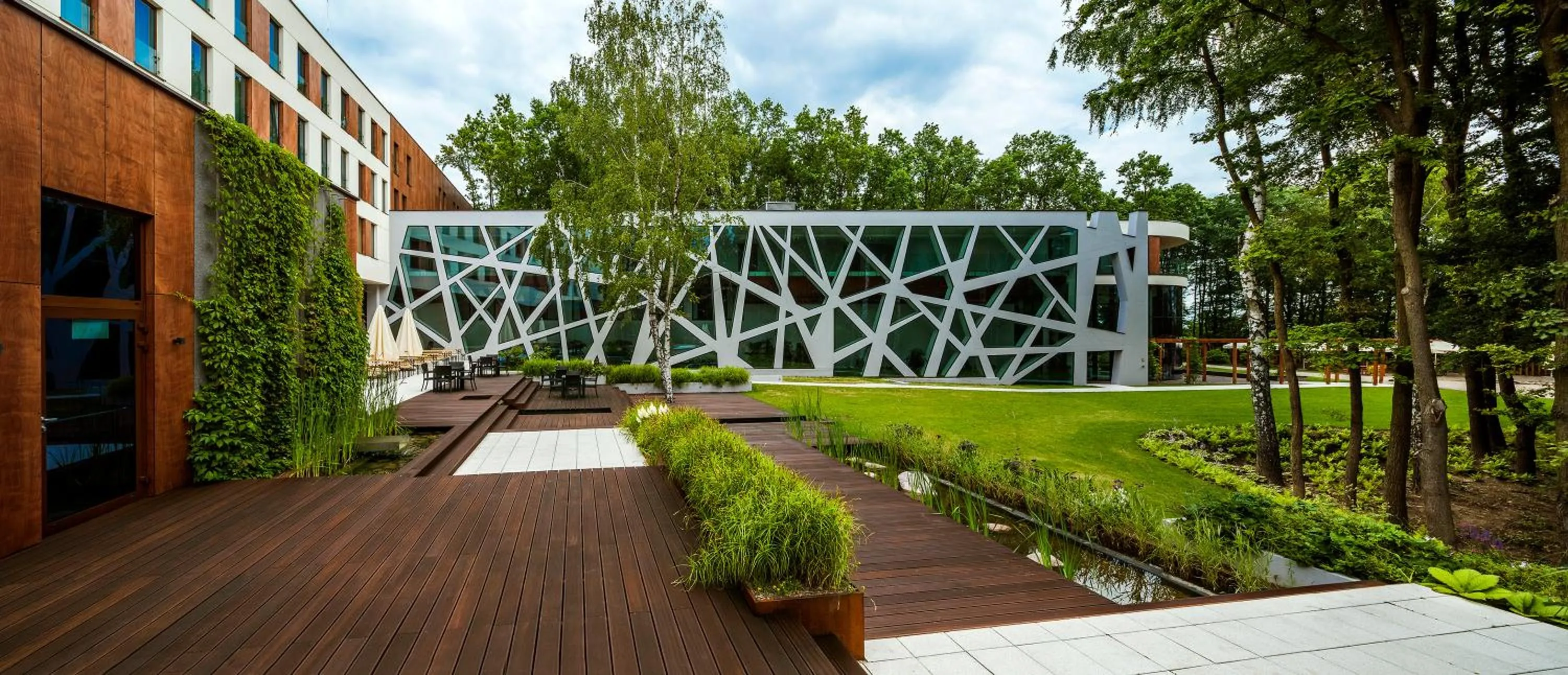 Property building in Hotel Narvil Conference & Spa