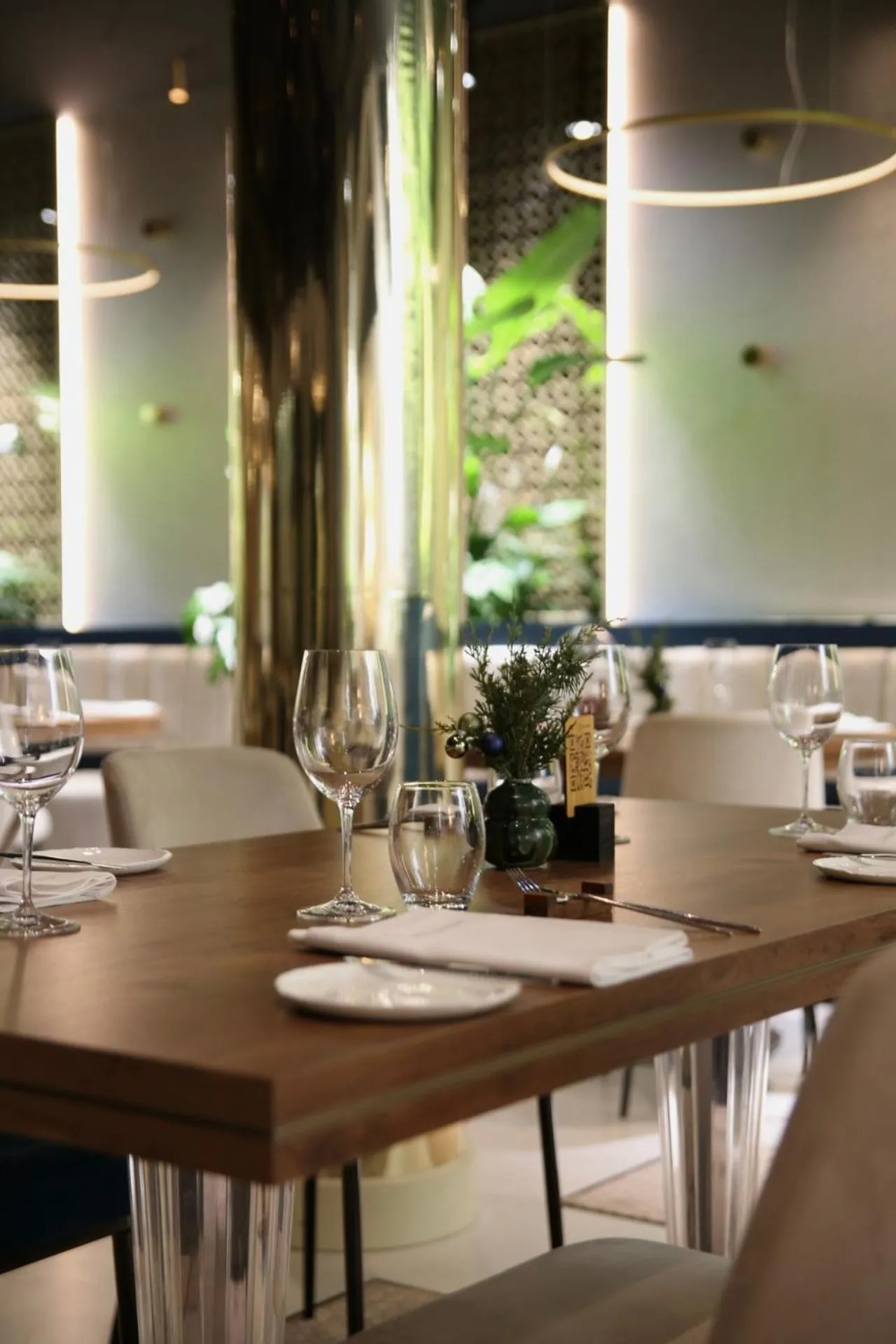 Restaurant/places to eat in Hotel Narvil Conference & Spa