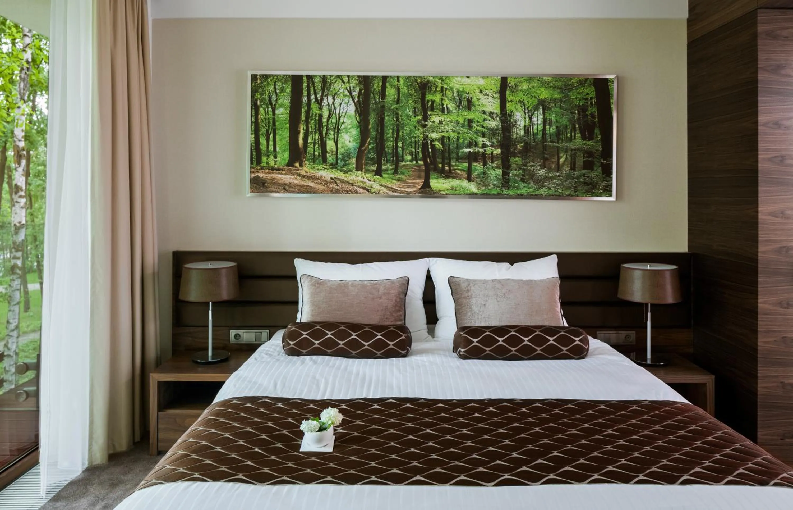 Seating area, Bed in Hotel Narvil Conference & Spa