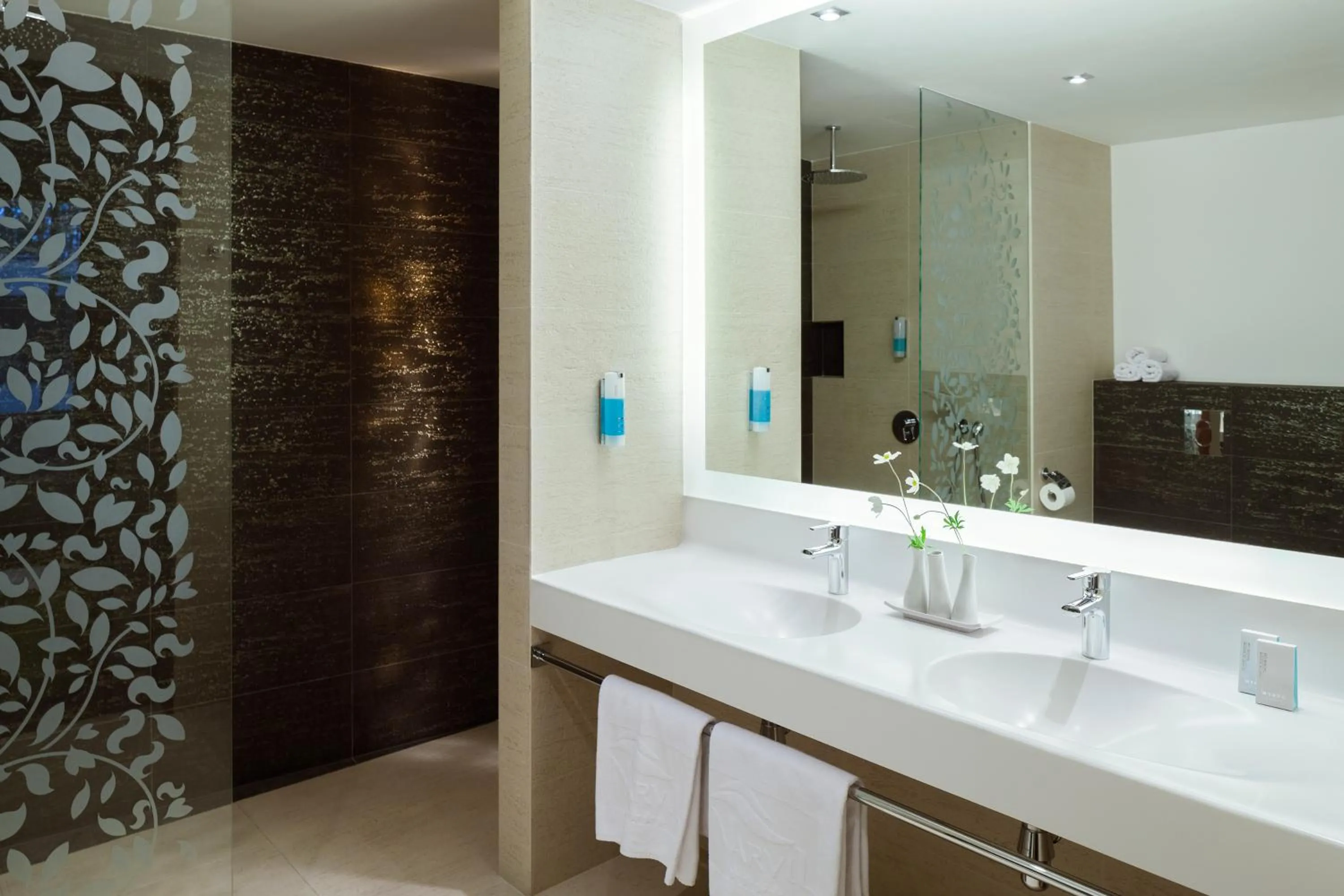 Bathroom in Hotel Narvil Conference & Spa