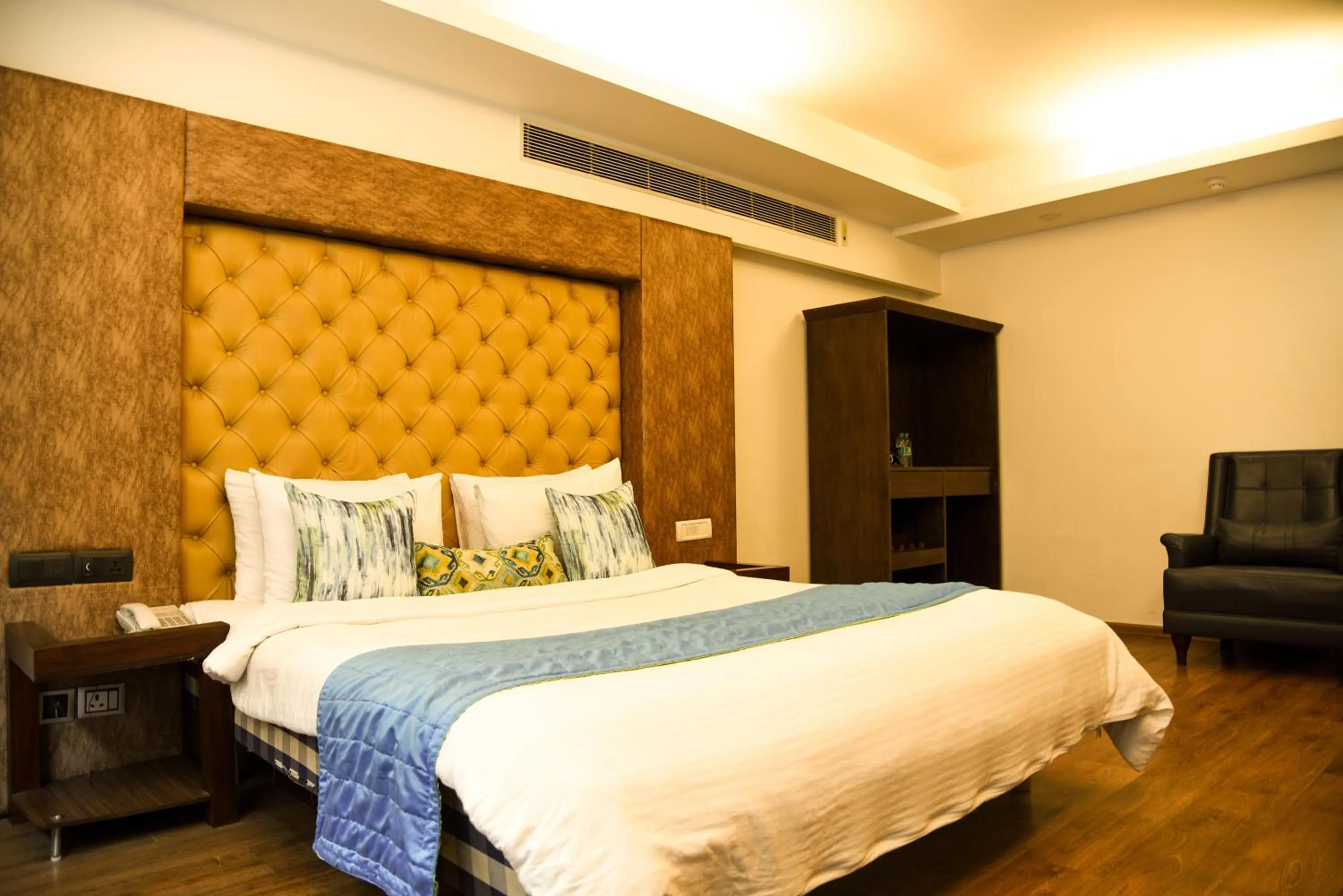 Bedroom, Bed in Virohaa Hotel