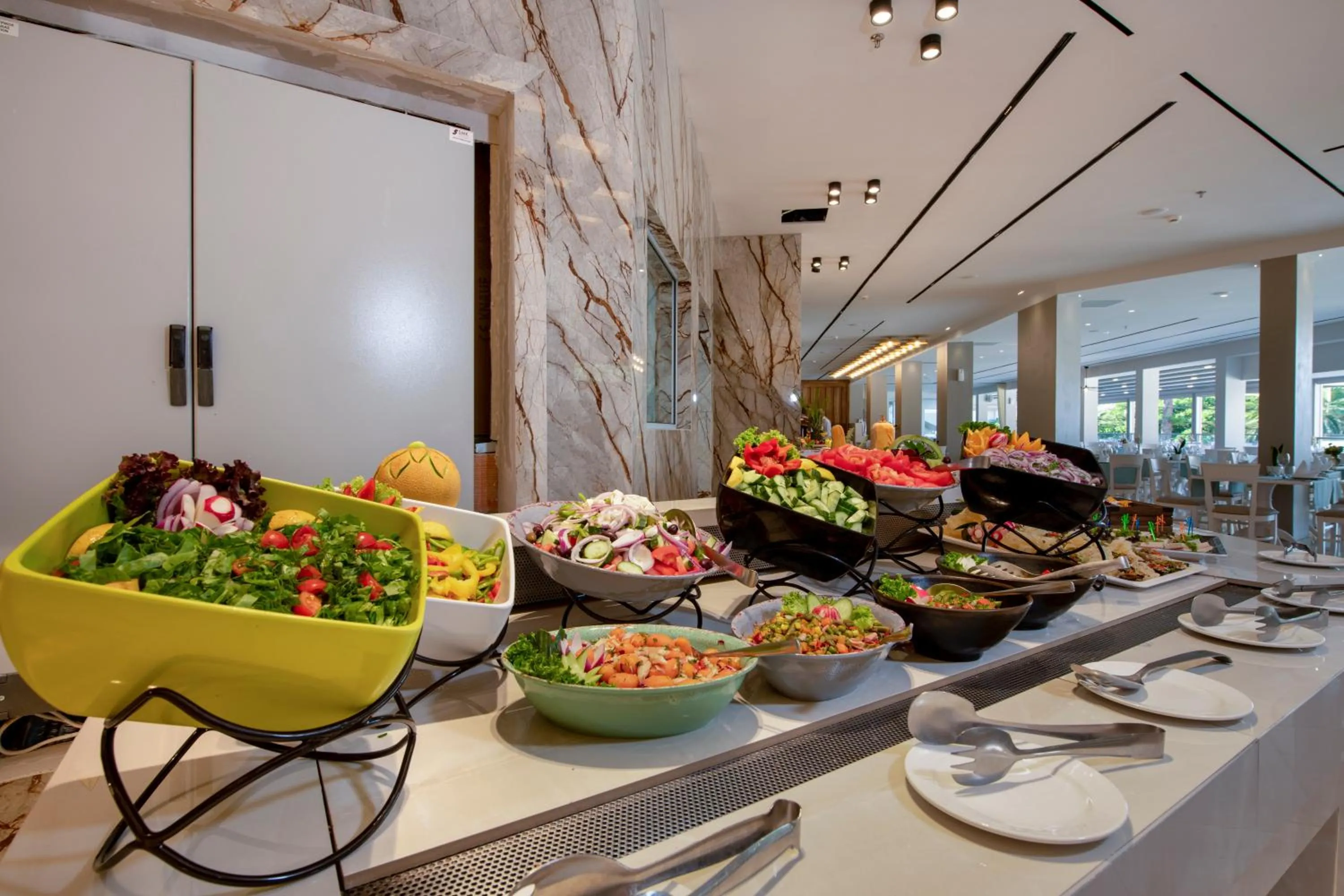 Vantaris Luxury Beach Resort