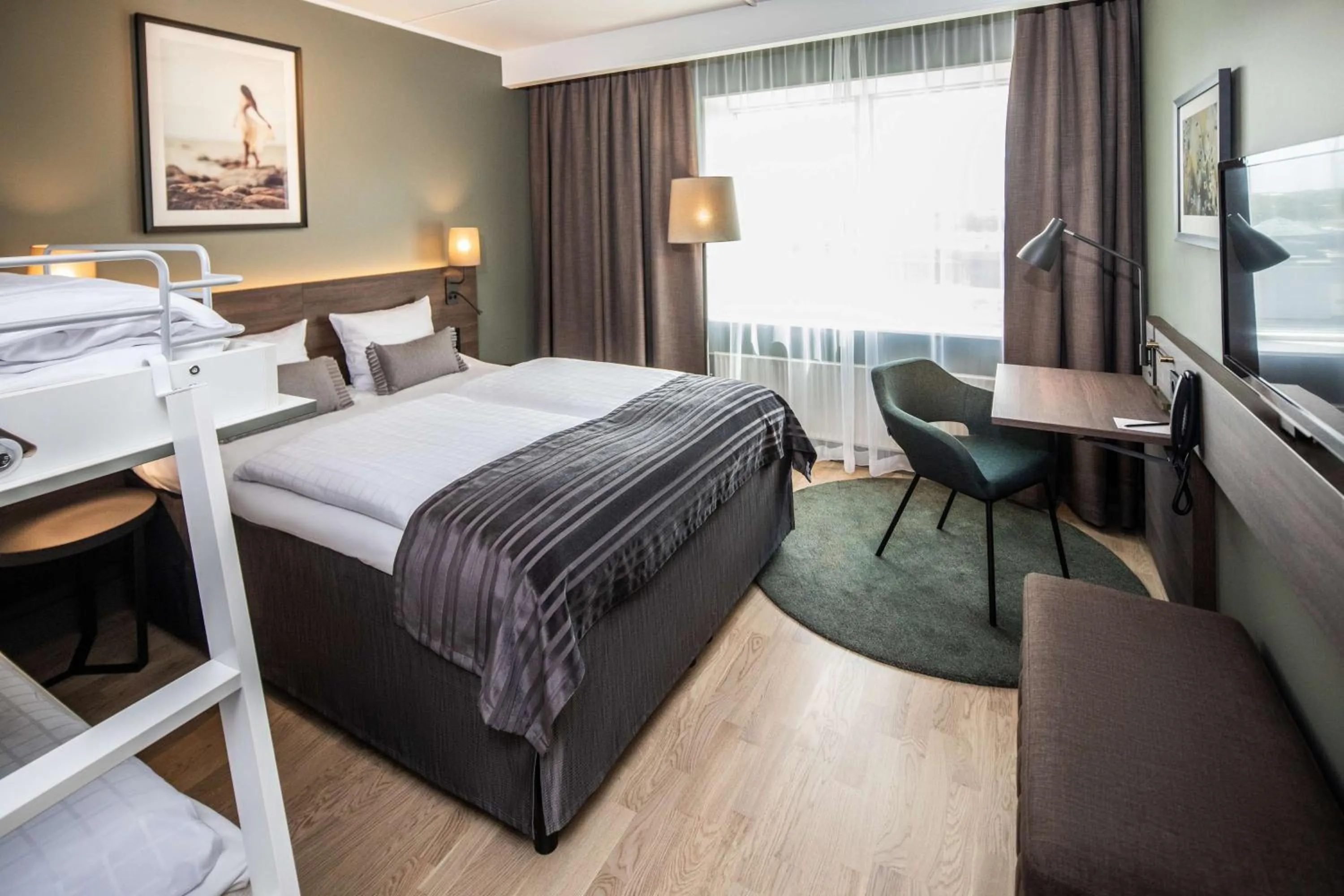 Bedroom, Bed in Scandic Kolding