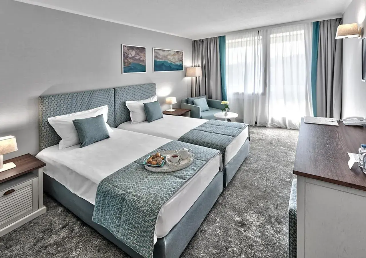 Double or Twin Room (2 Adults + 1 child up to 3.99 years old) in Interhotel Sandanski Double or Twin Room (2 Adults + 1 child up to 3.99 years old) in Interhotel Sandanski