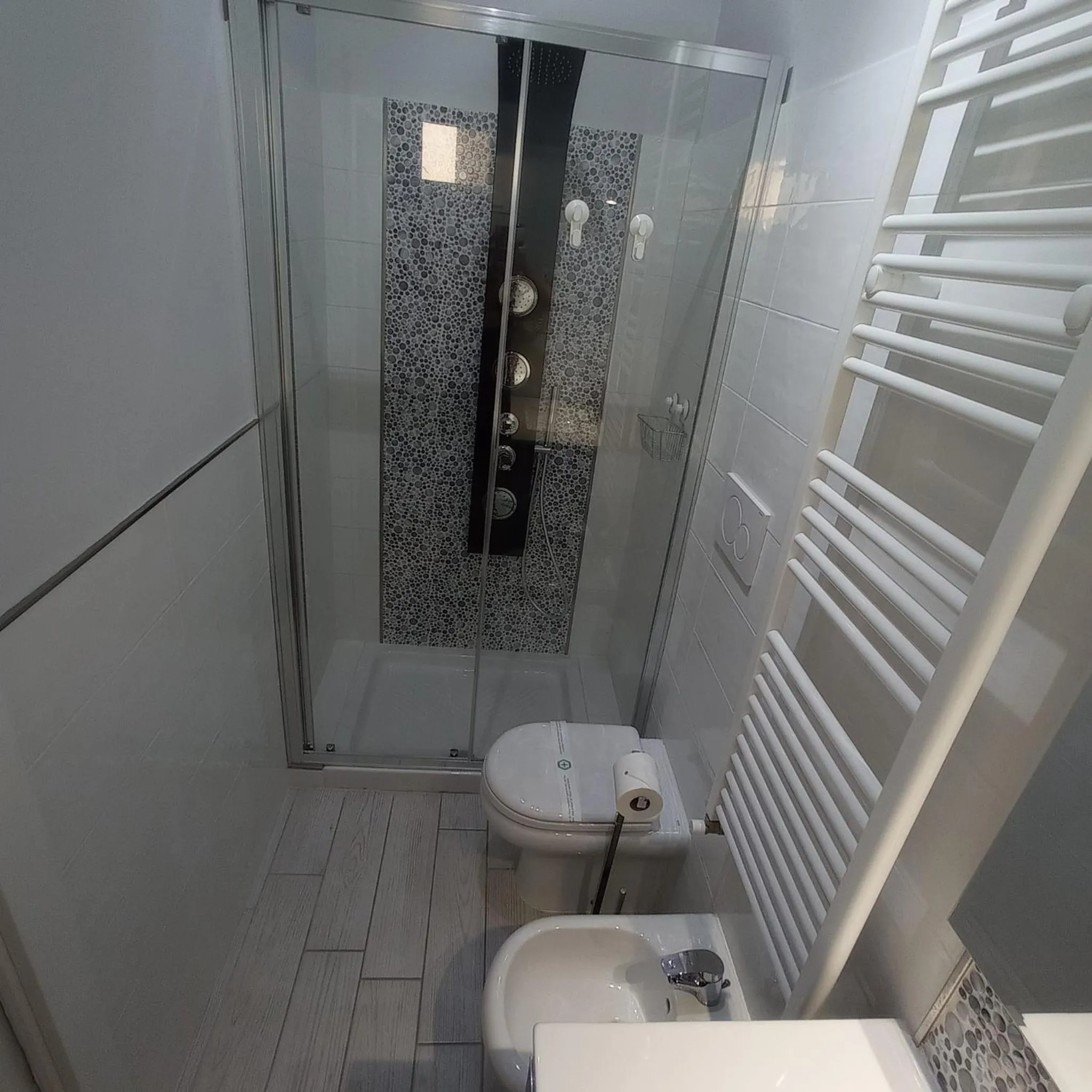 Shower in B&B La Palmetta