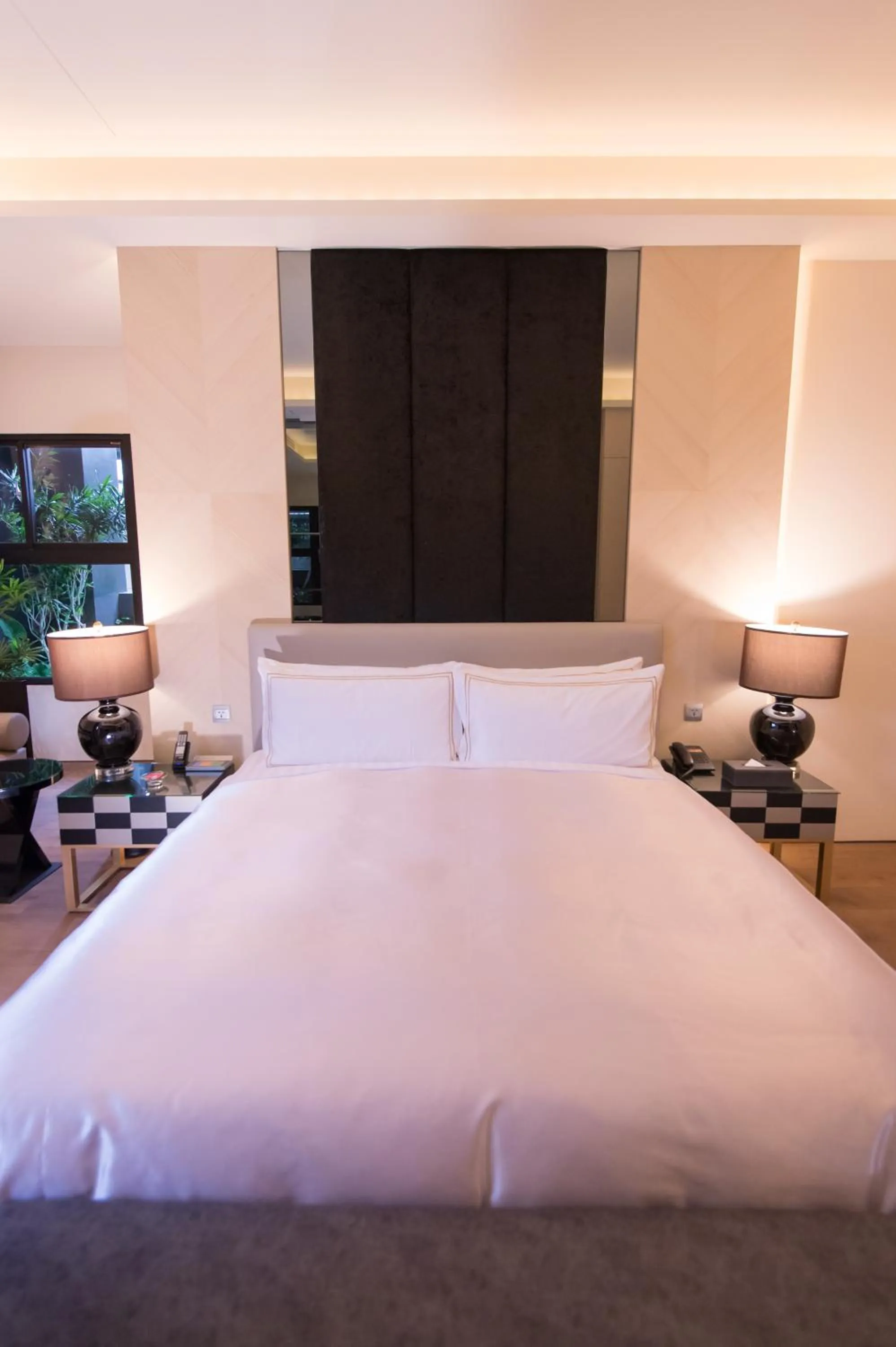 Bed in J Moon Villa Motel