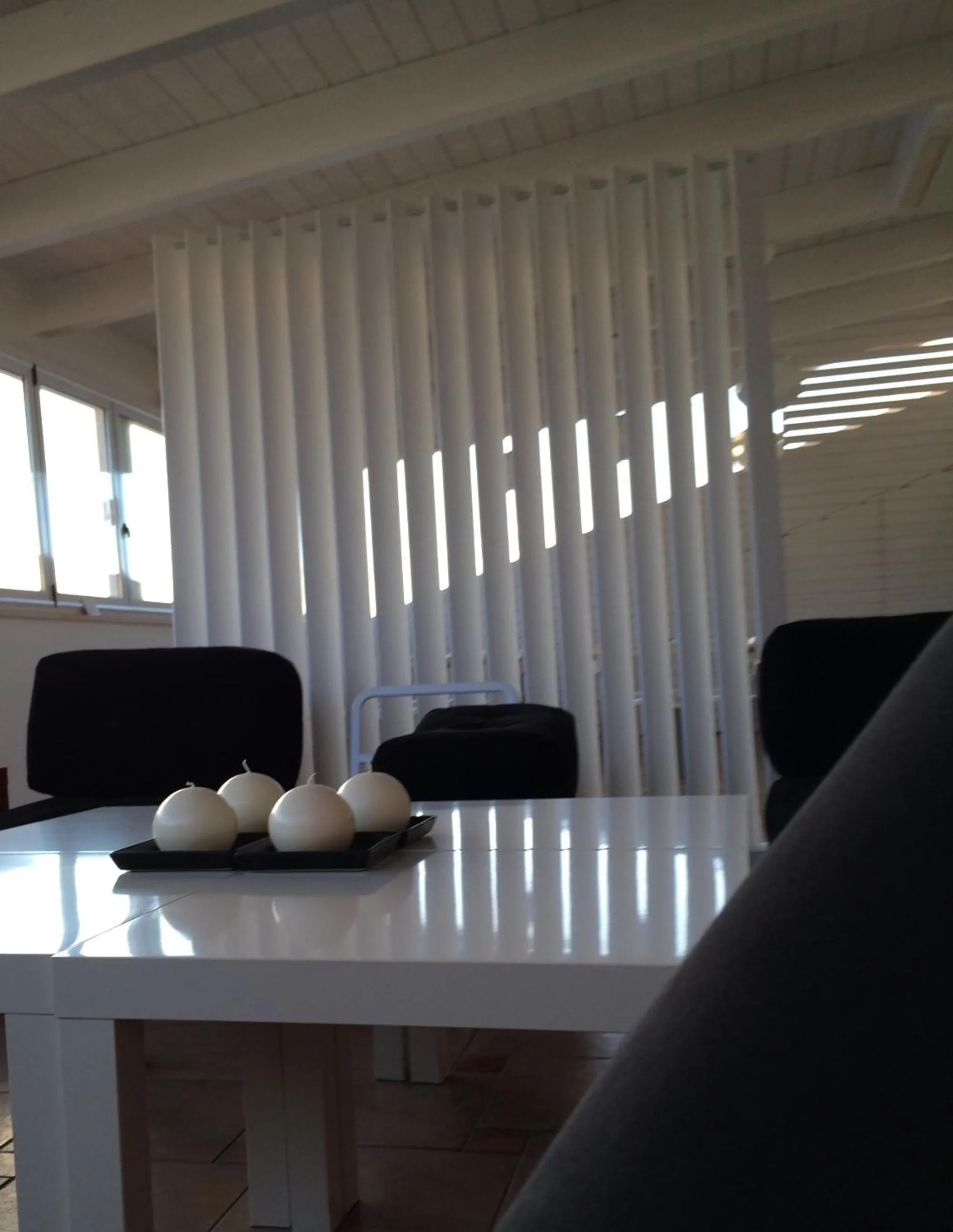 Decorative detail in Il Falco e Il Gabbiano