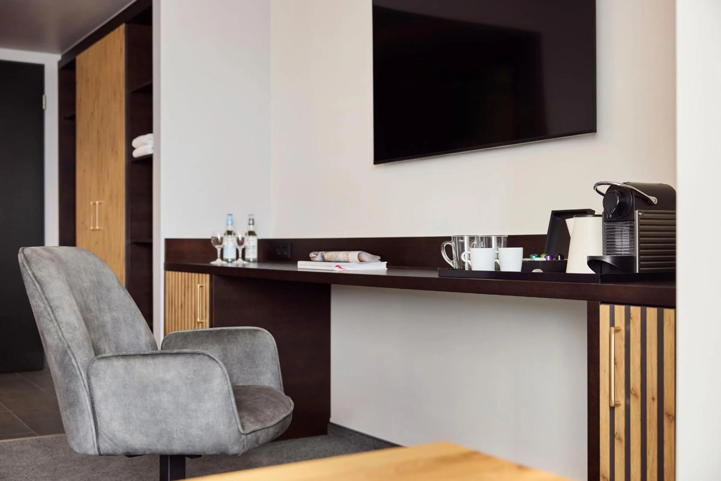 TV and multimedia in Nürburgring Motorsport Hotel