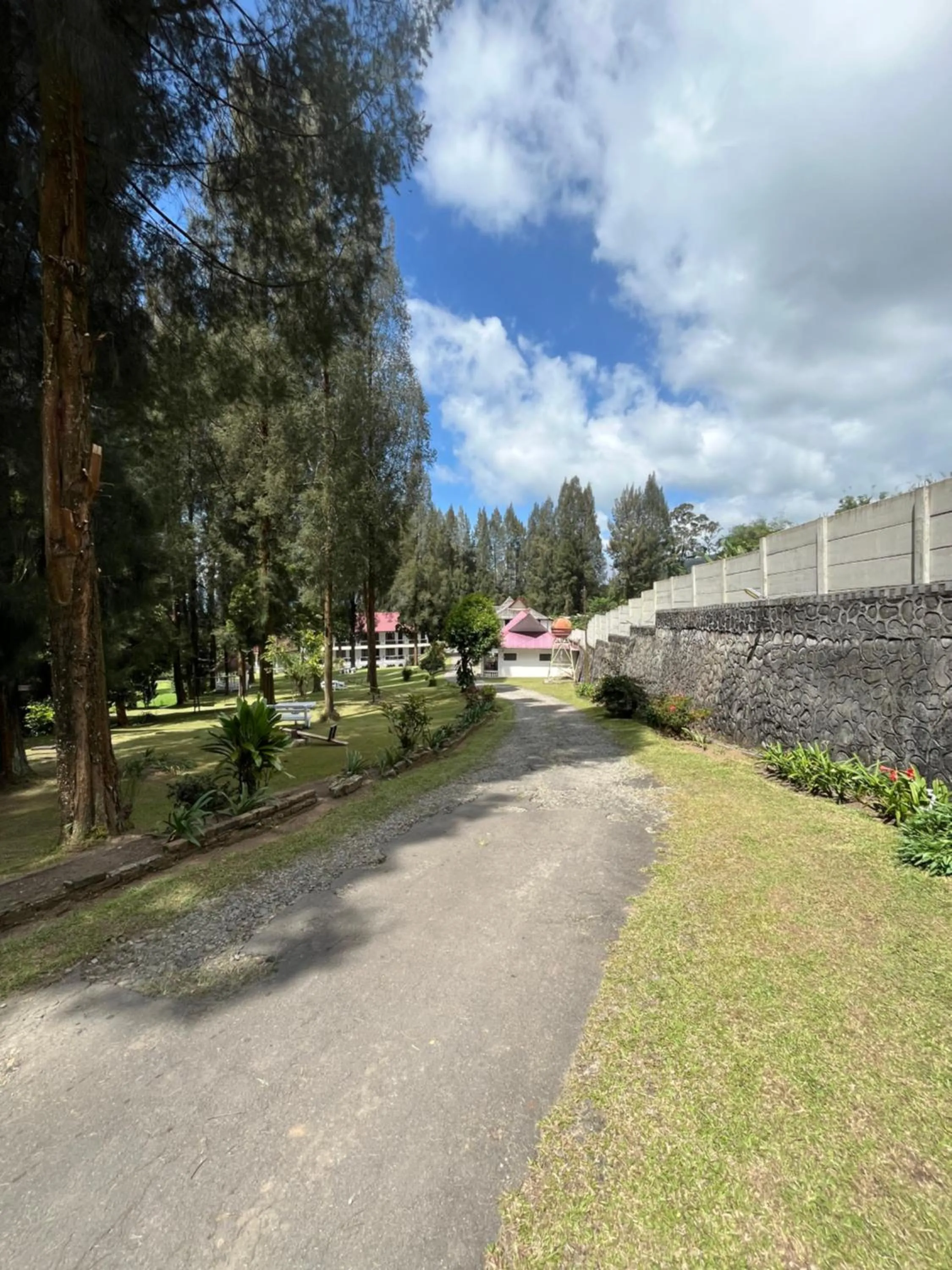 Sibayak Multinational Rest House