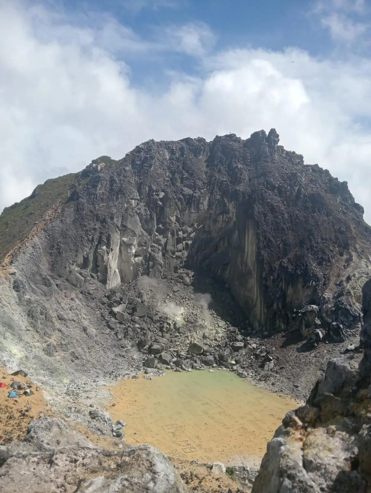 Sibayak Multinational Rest House