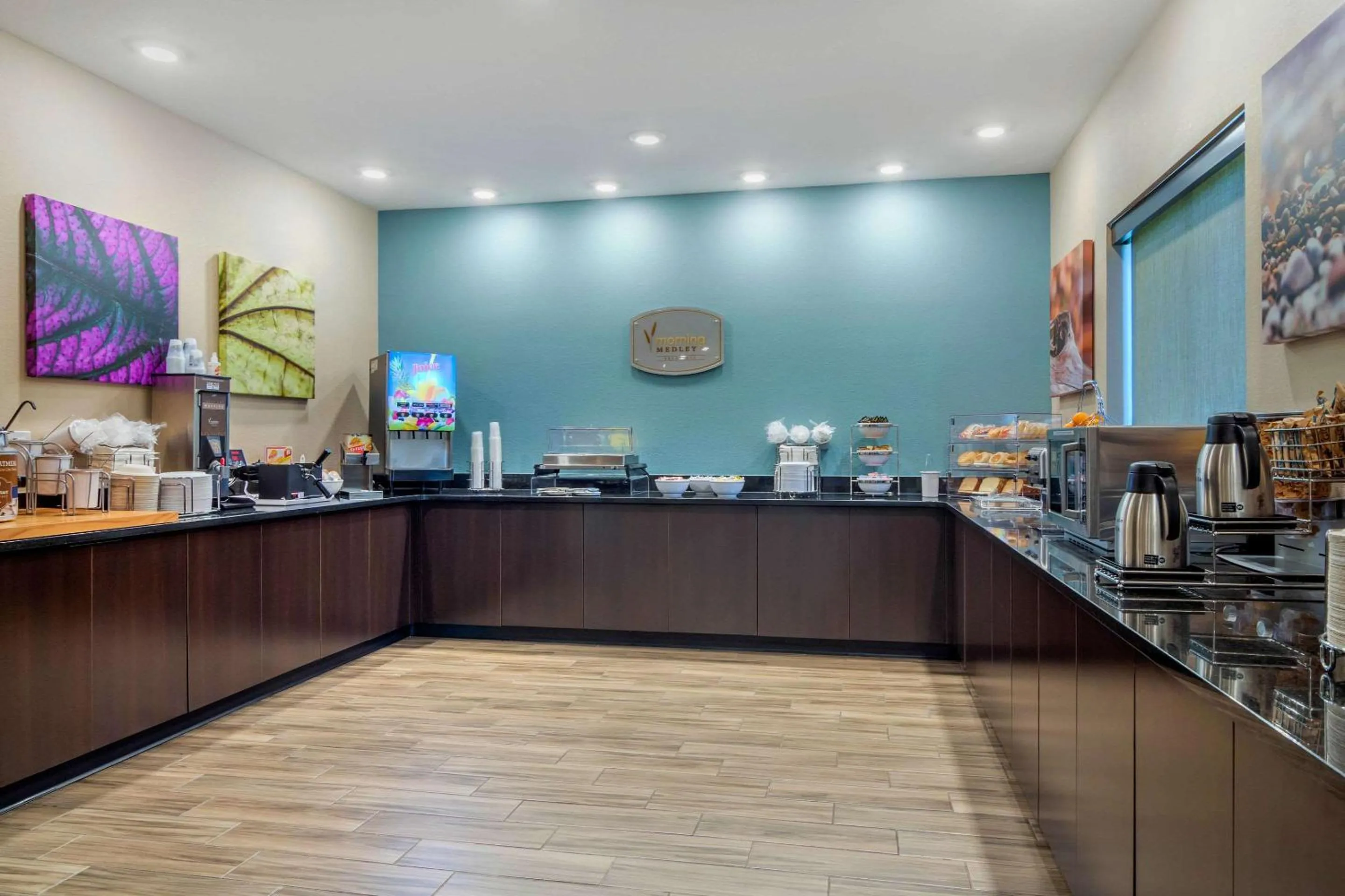 Breakfast in MainStay Suites Newnan Atlanta South