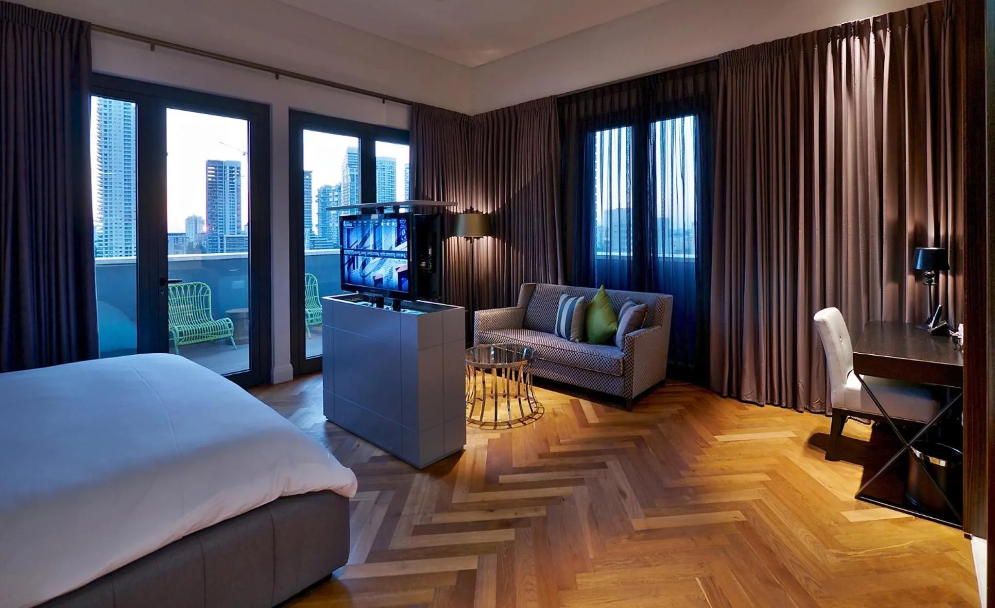 Photo of the whole room, Bed in Hotel Indigo Tel Aviv - Diamond District by IHG