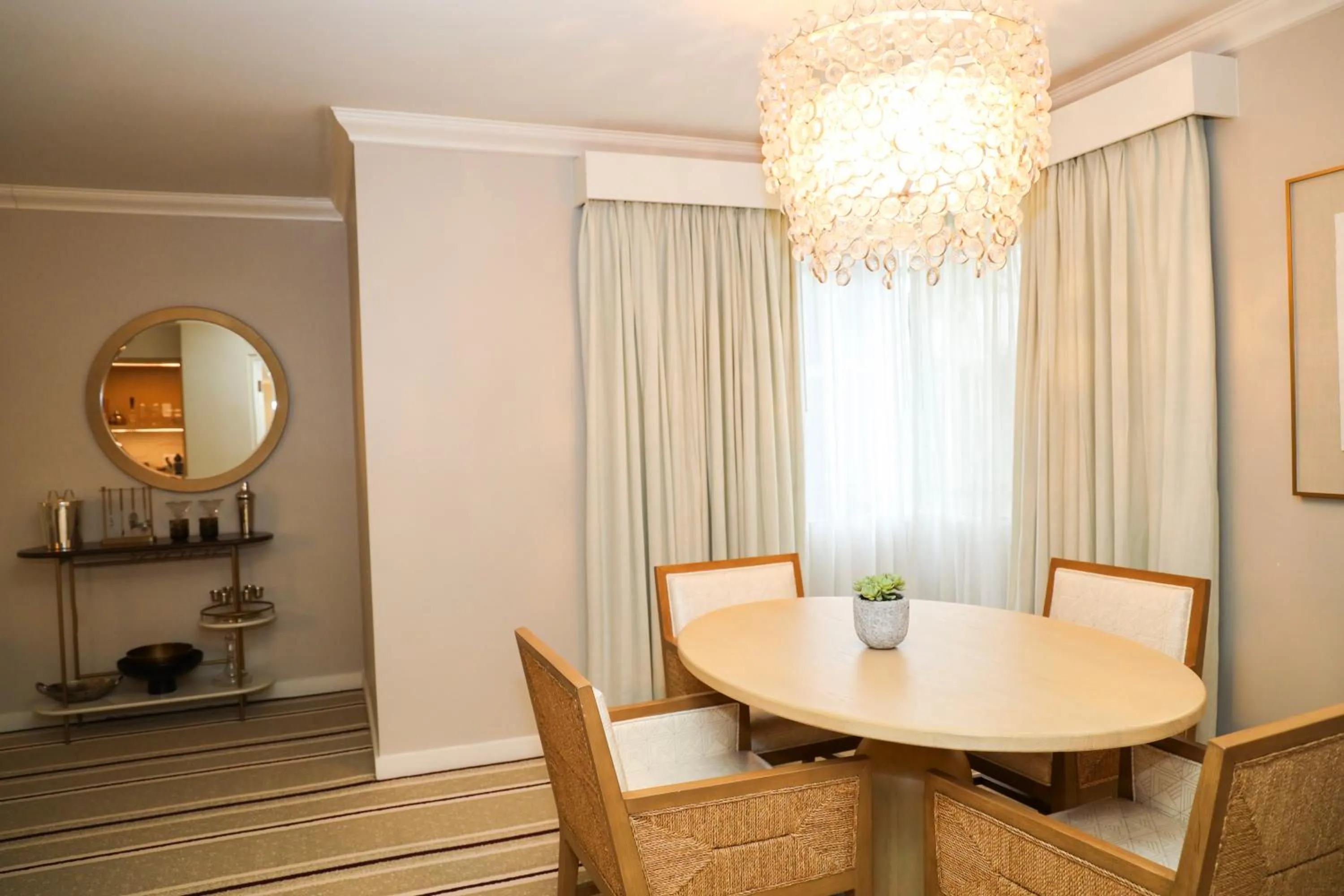 Living room in Arizona Biltmore, LXR Hotels & Resorts