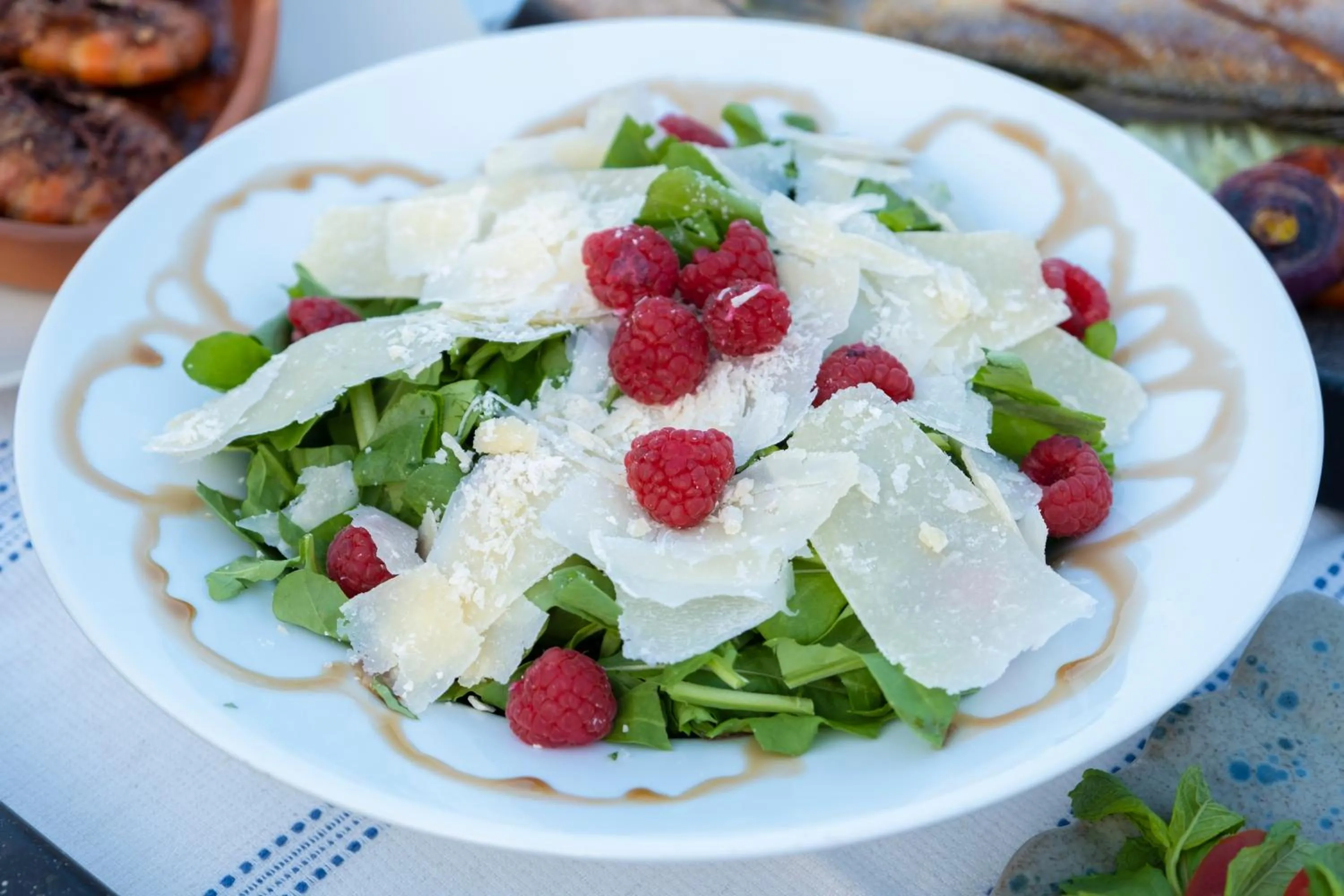 Restaurant/places to eat in Port Alacati Hotel