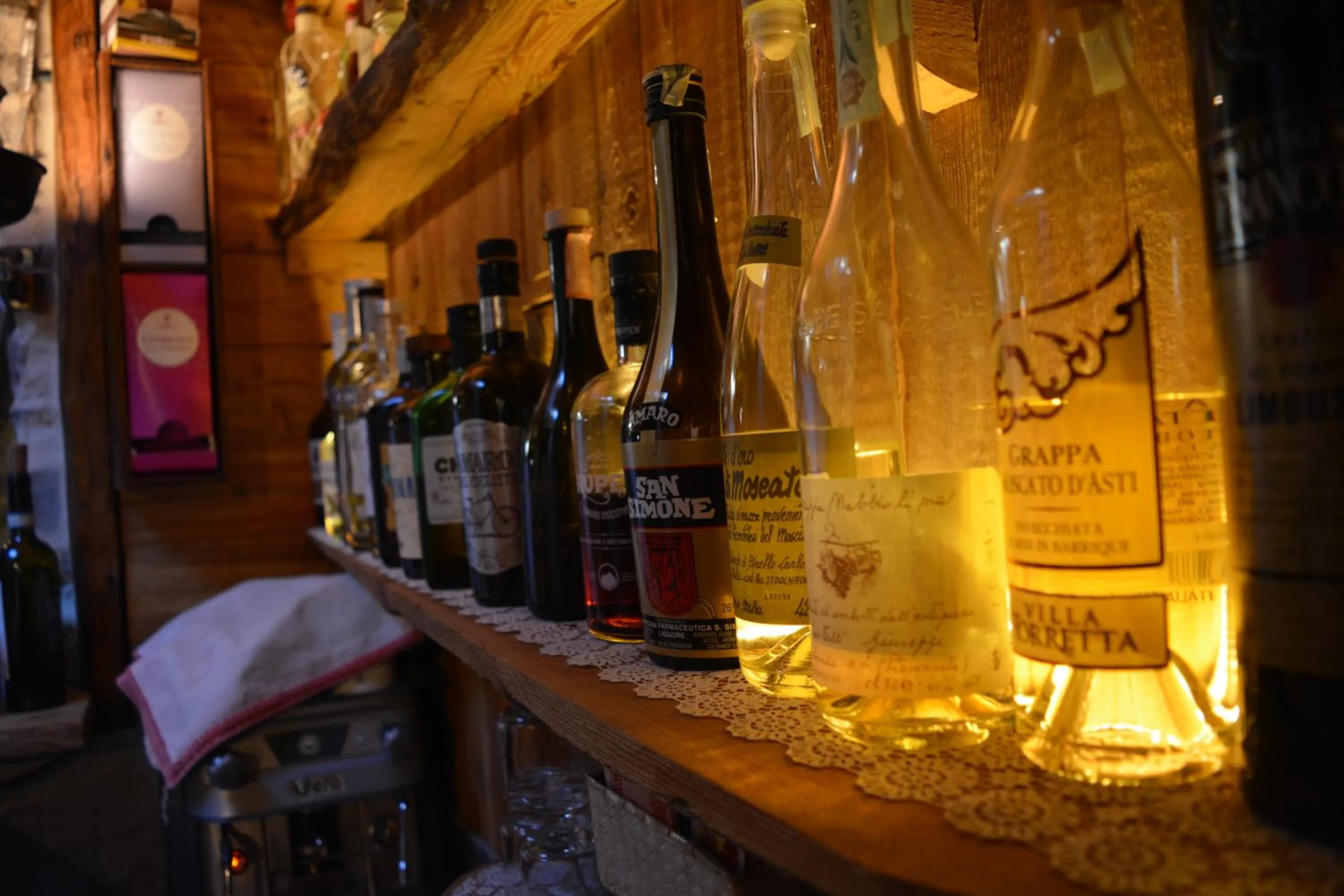 Alcoholic drinks in Osteria l'iero d'Eima'