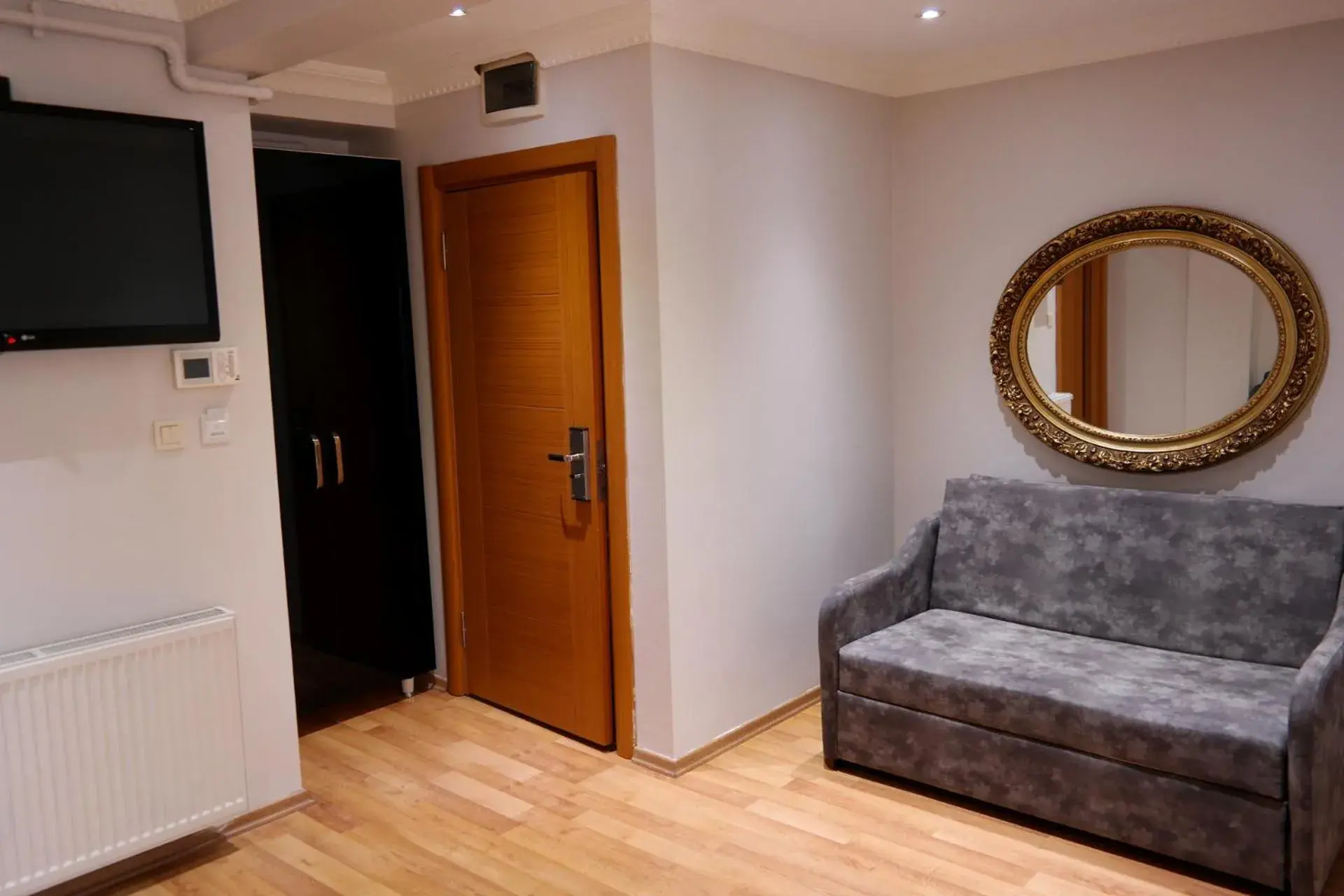 Connecting Family Suite in Sheriff Residence Connecting Family Suite in Sheriff Residence