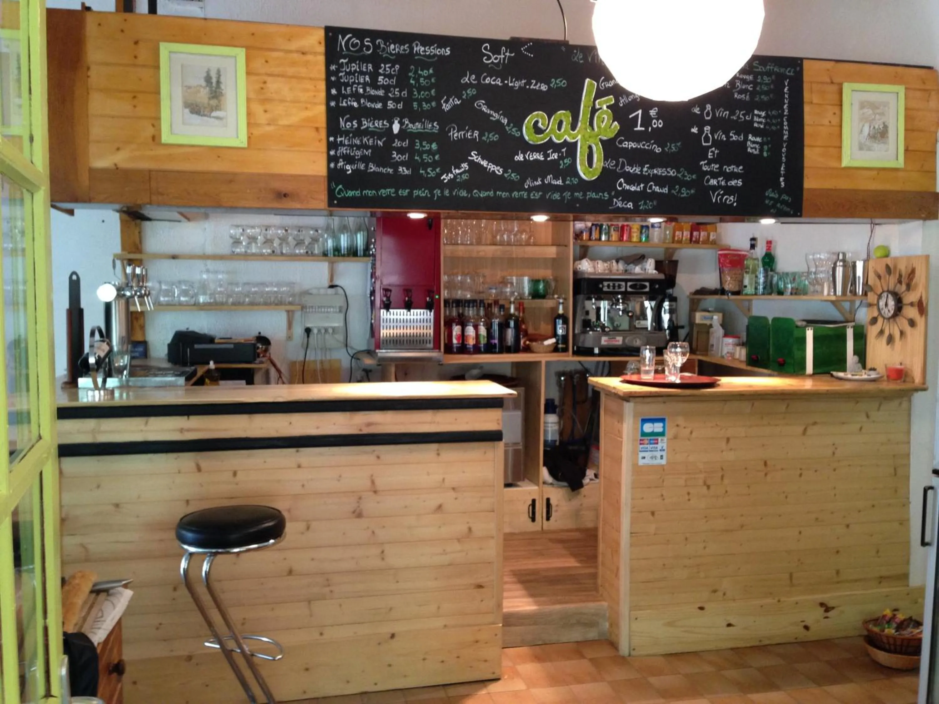 Restaurant/places to eat in A La Rencontre Du Soleil - Camping
