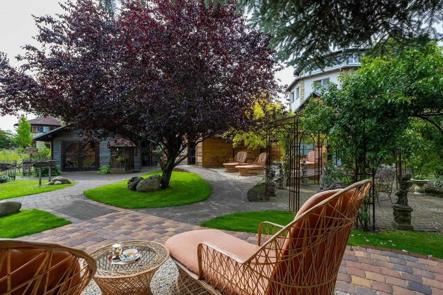 Inner courtyard view in Wellnesshotel Seeschlößchen - Privat- Spa & Naturresort