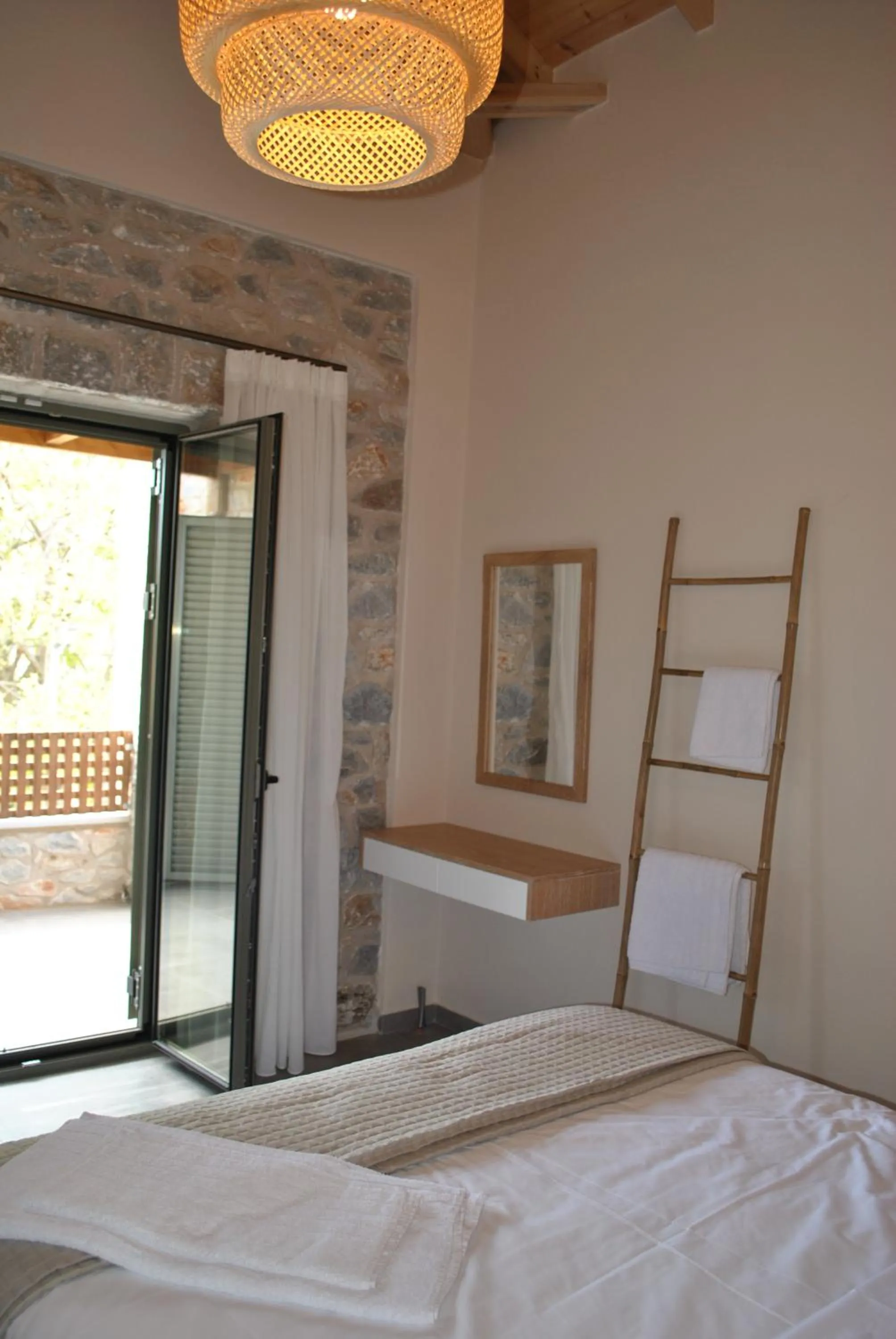 Bed in Petras Gi - Stone Houses