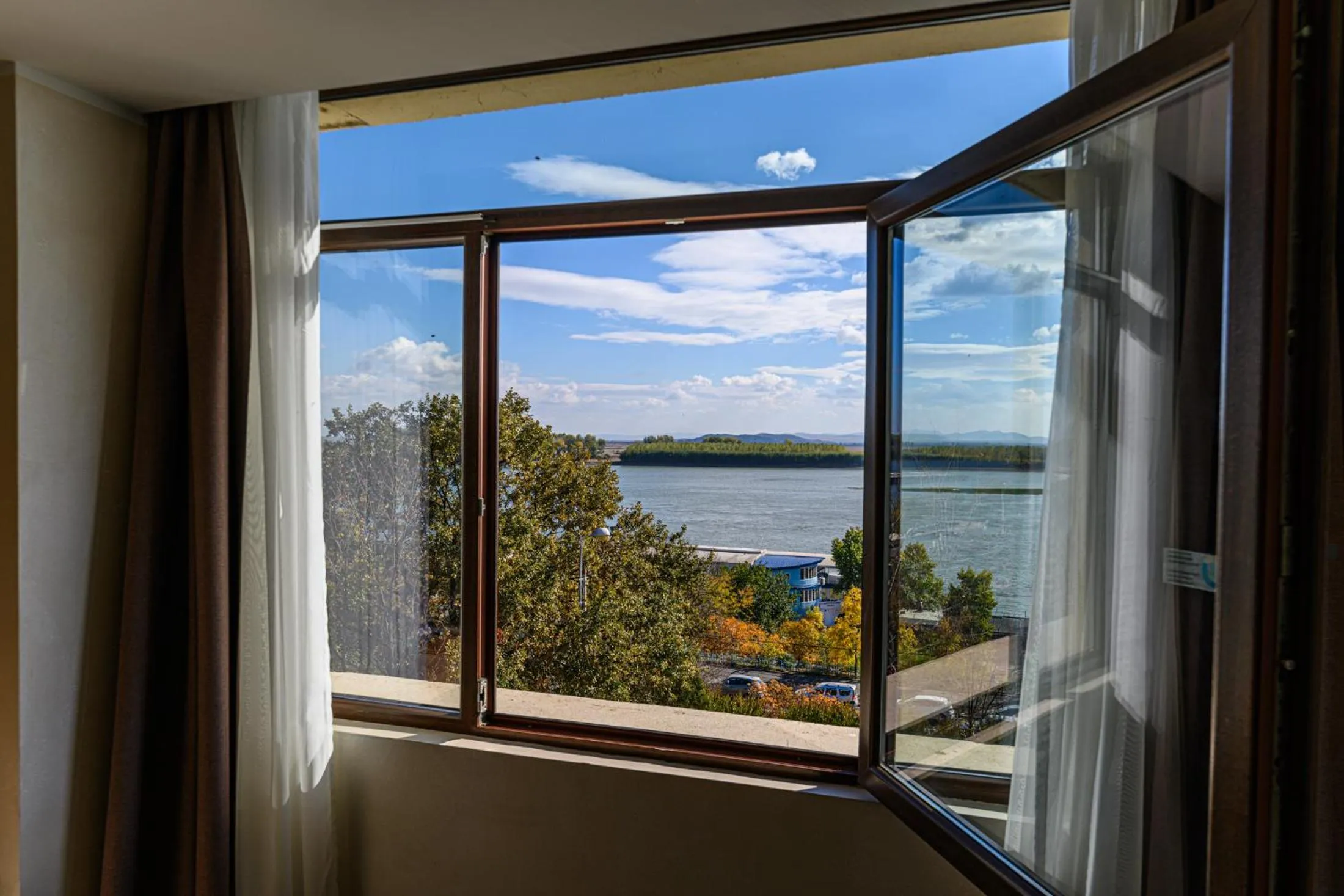 Natural landscape in Faleza Hotel by Vega