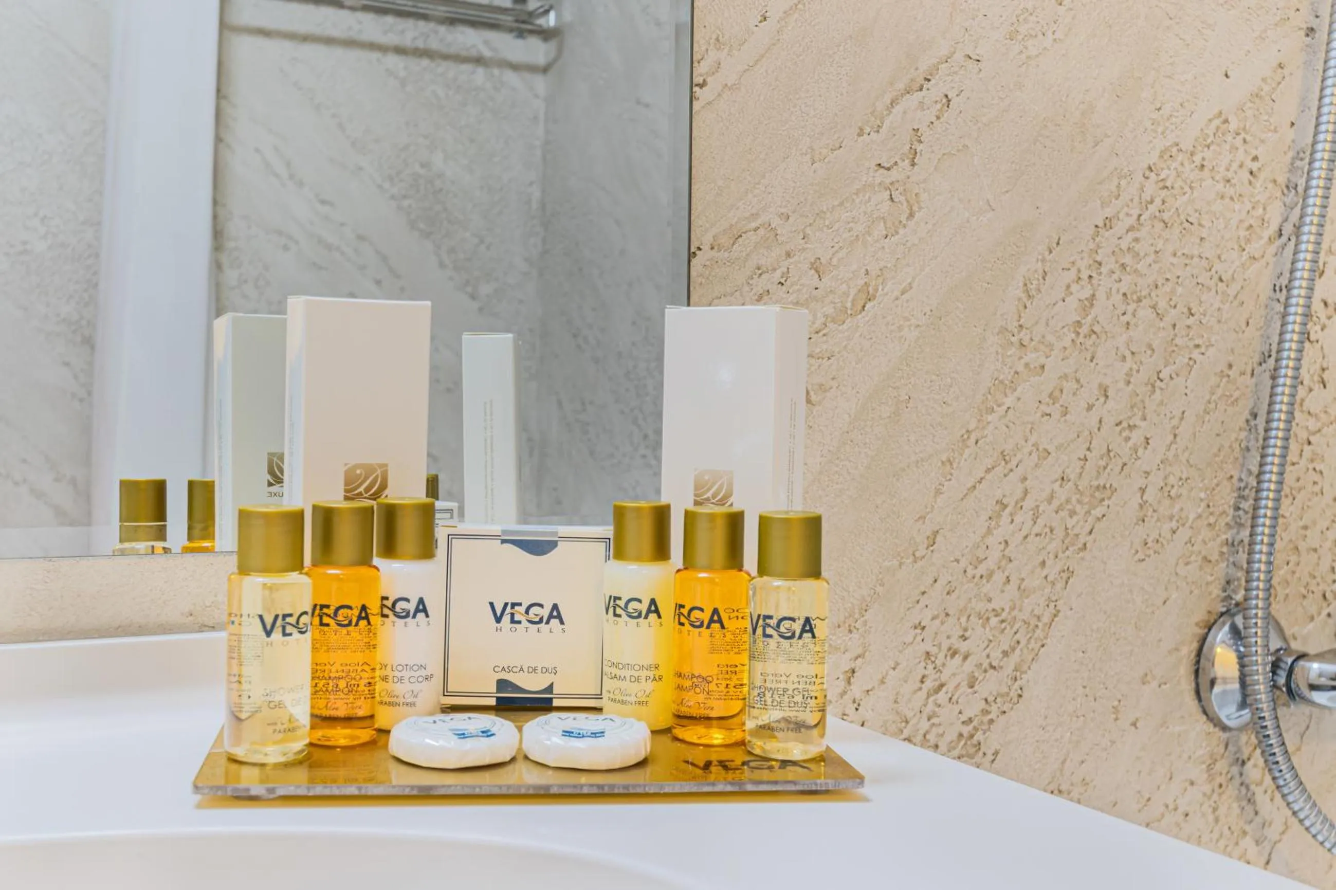 Shower in Faleza Hotel by Vega