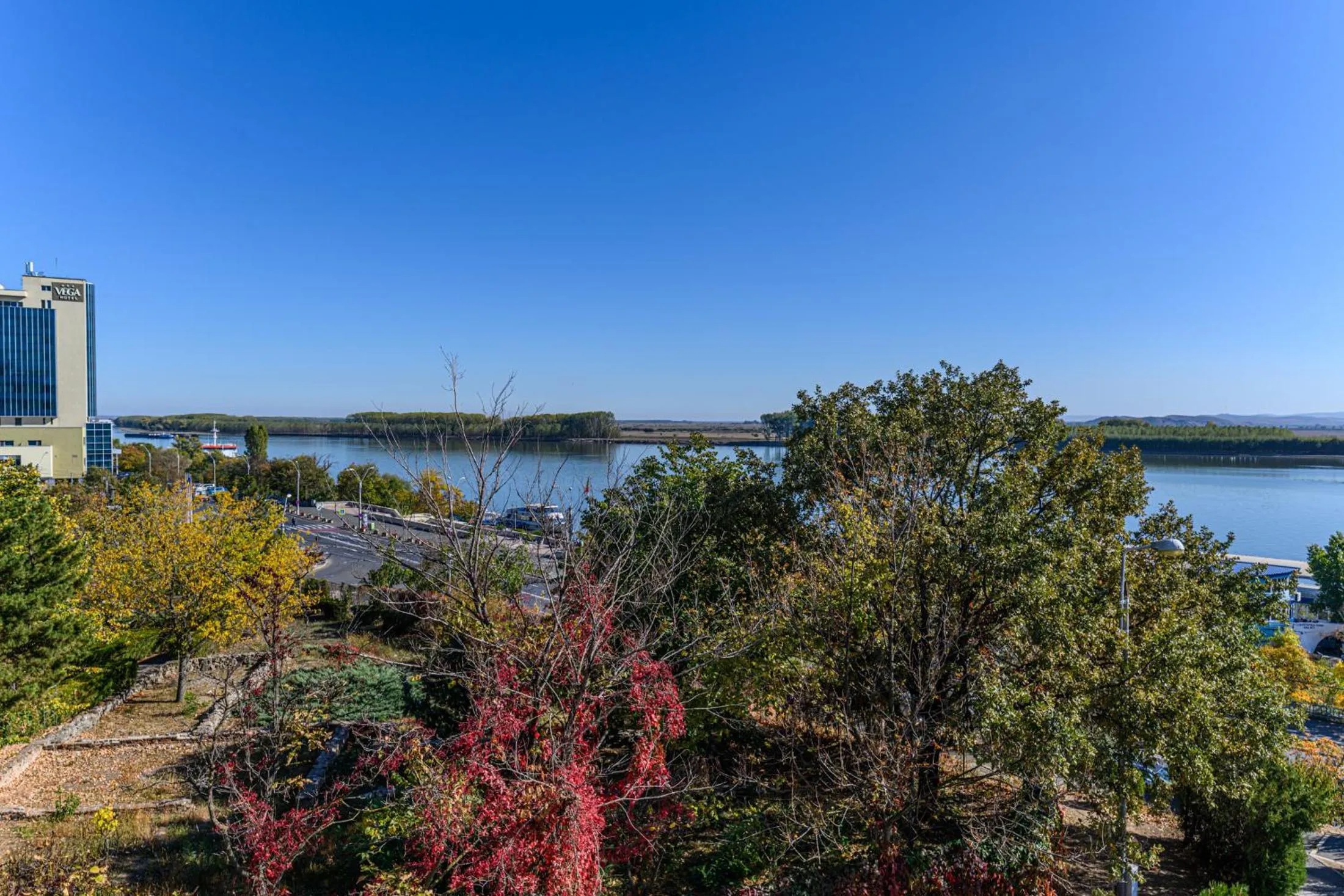 Nearby landmark in Faleza Hotel by Vega