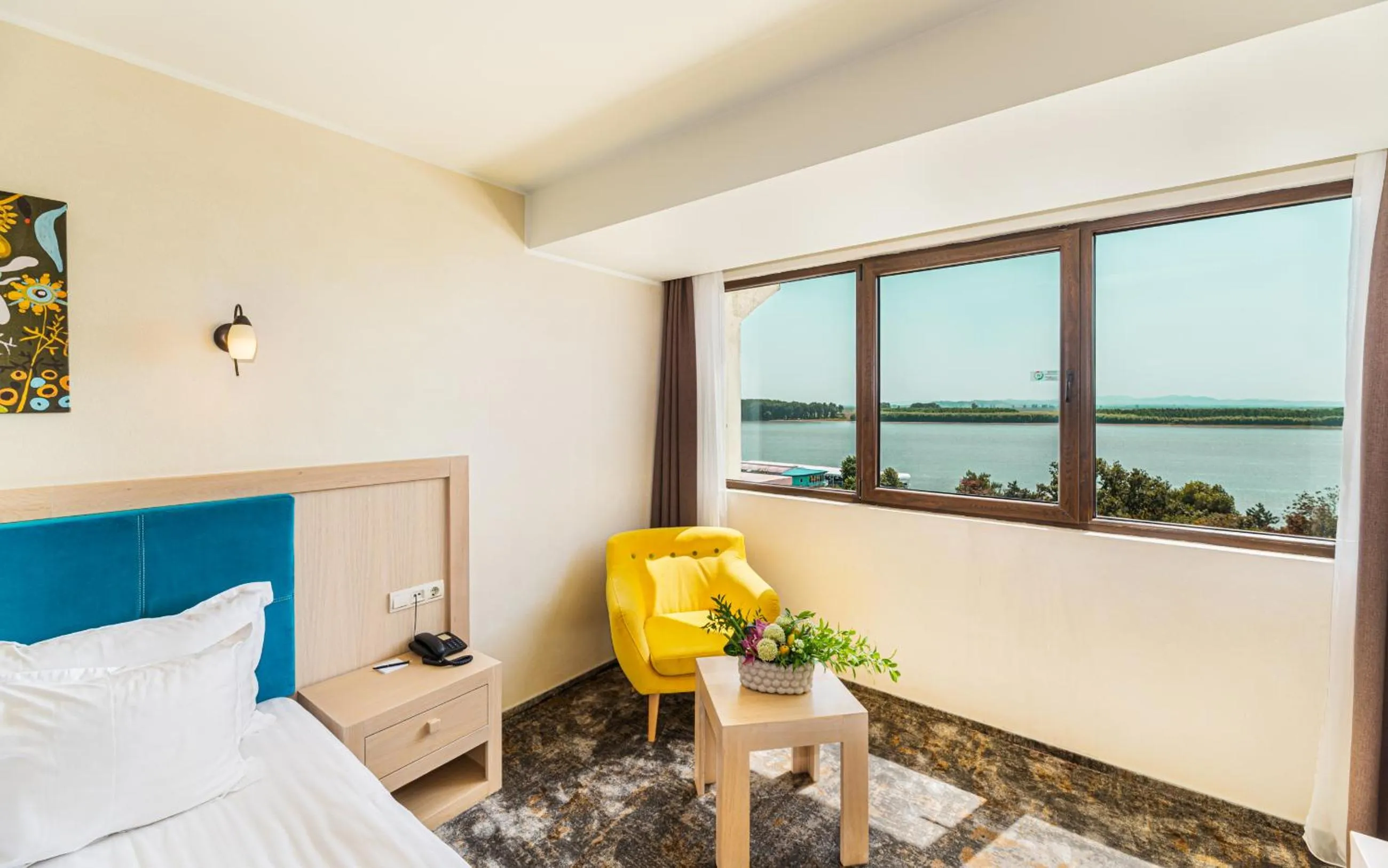 Natural landscape, Bed in Faleza Hotel by Vega