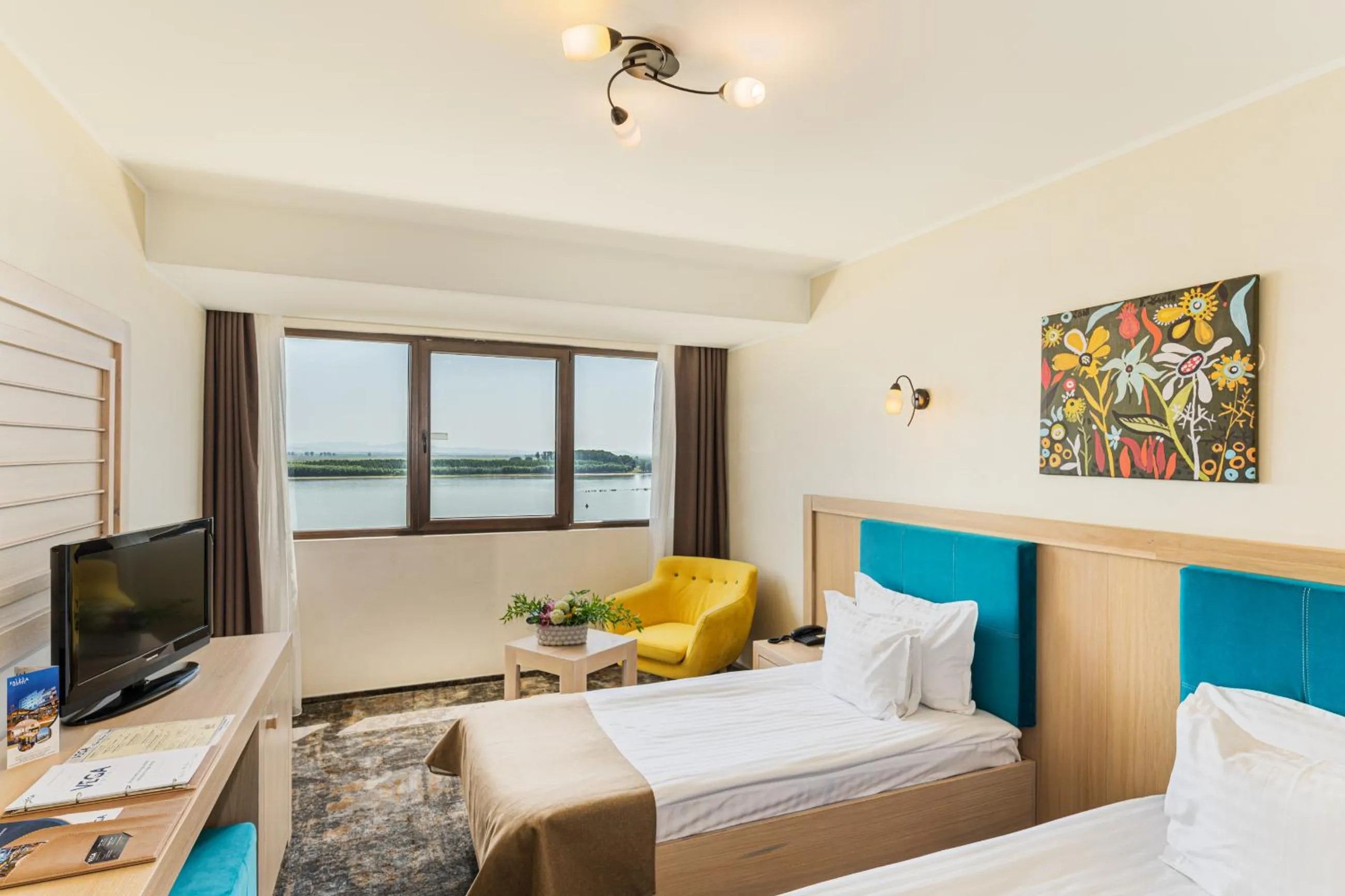 Natural landscape in Faleza Hotel by Vega