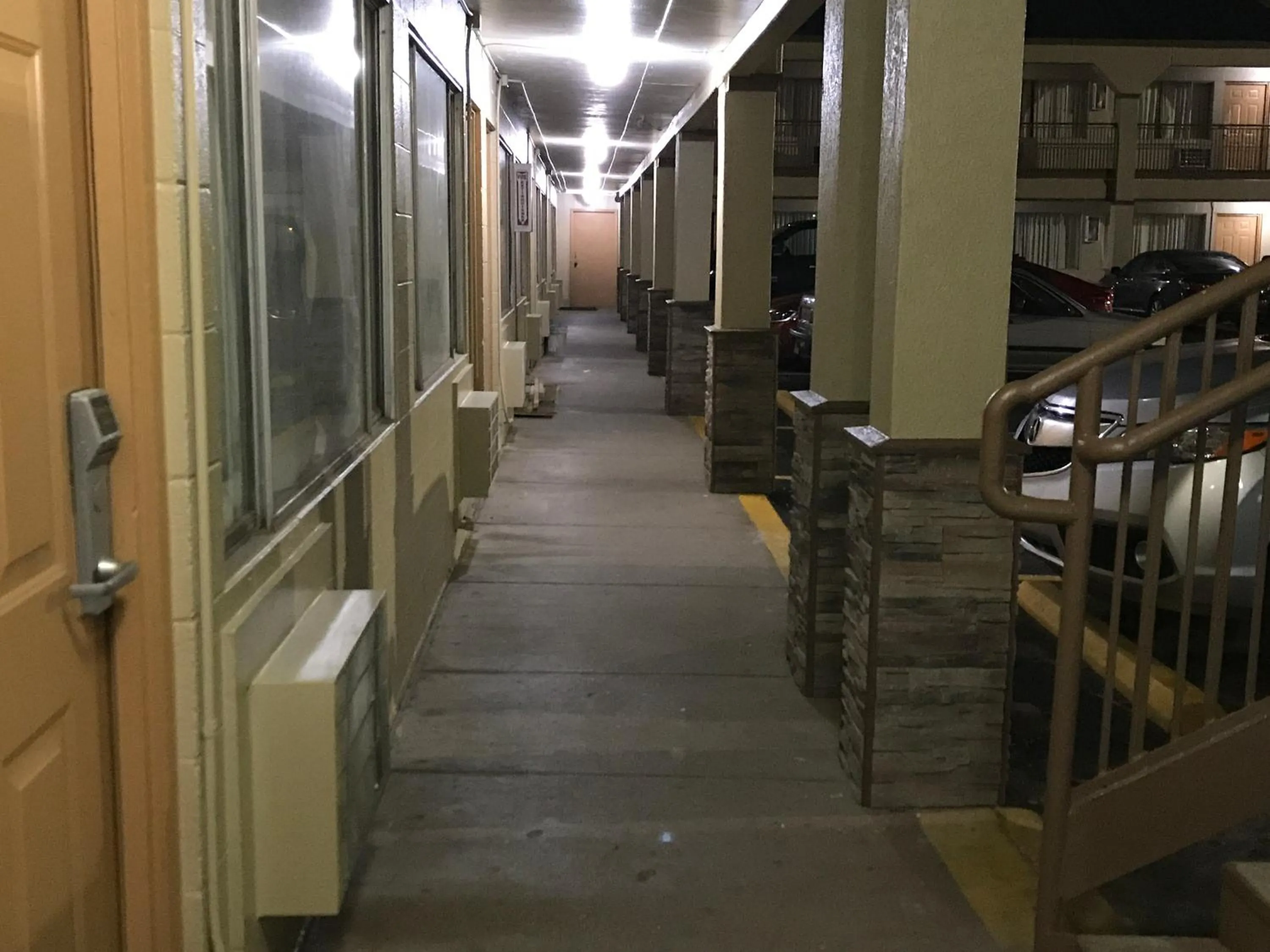 Balcony/Terrace in Hutchinson Inn