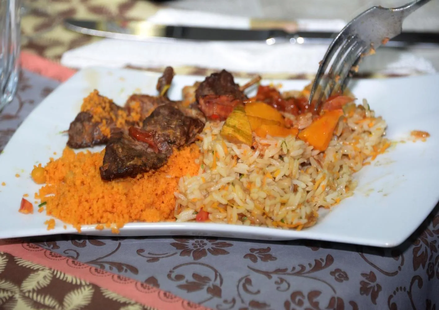 HOTEL AMBASSADORS ANNEXE