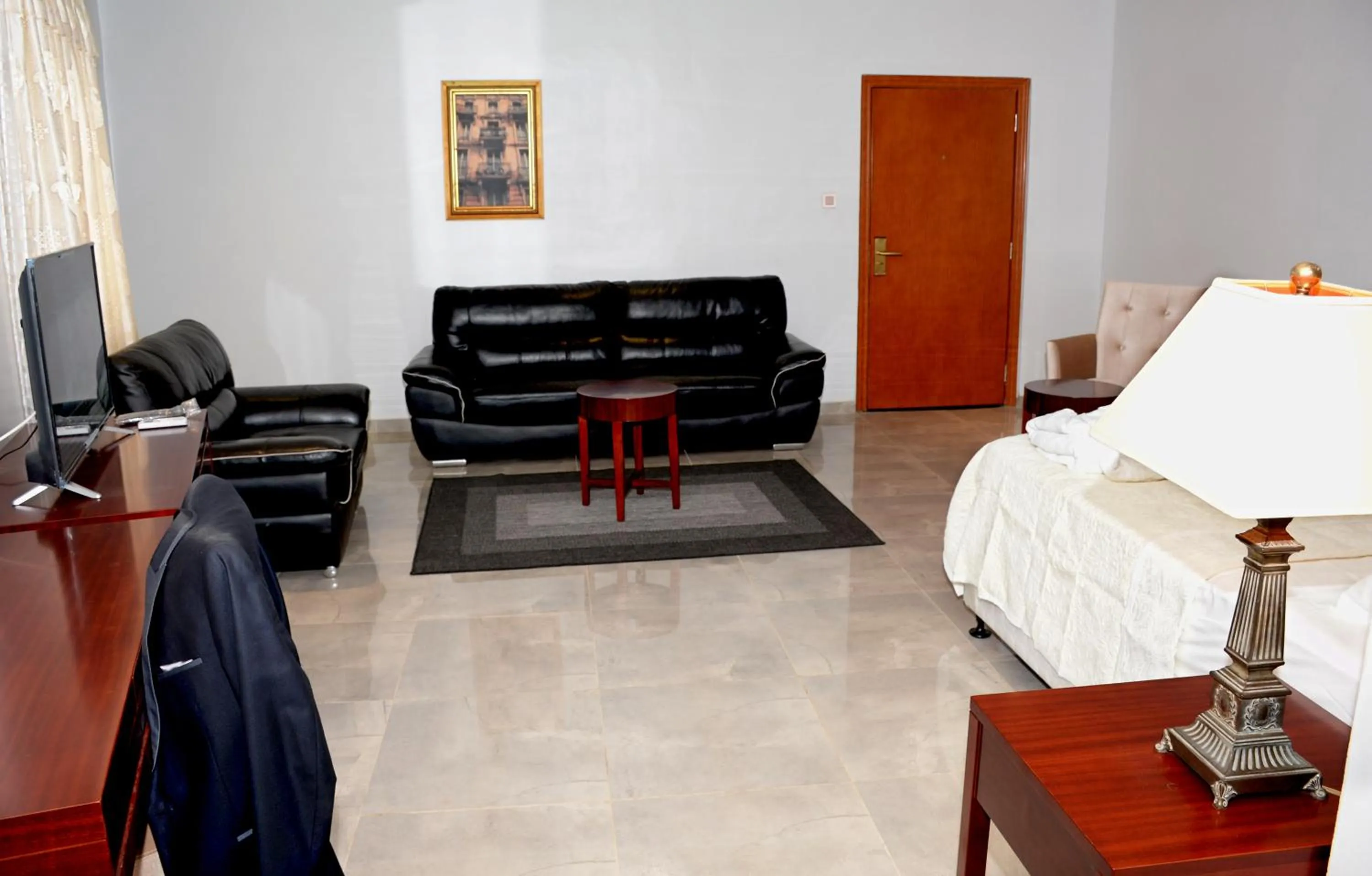 HOTEL AMBASSADORS ANNEXE