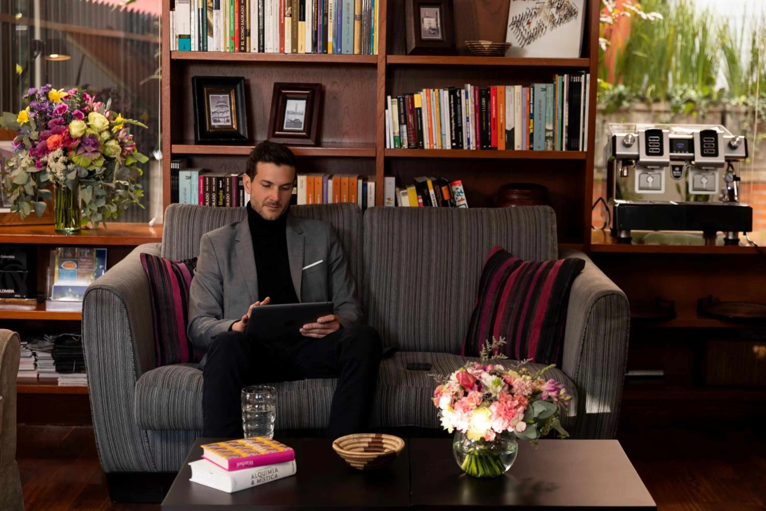 Lobby or reception in Hotel bh La Quinta