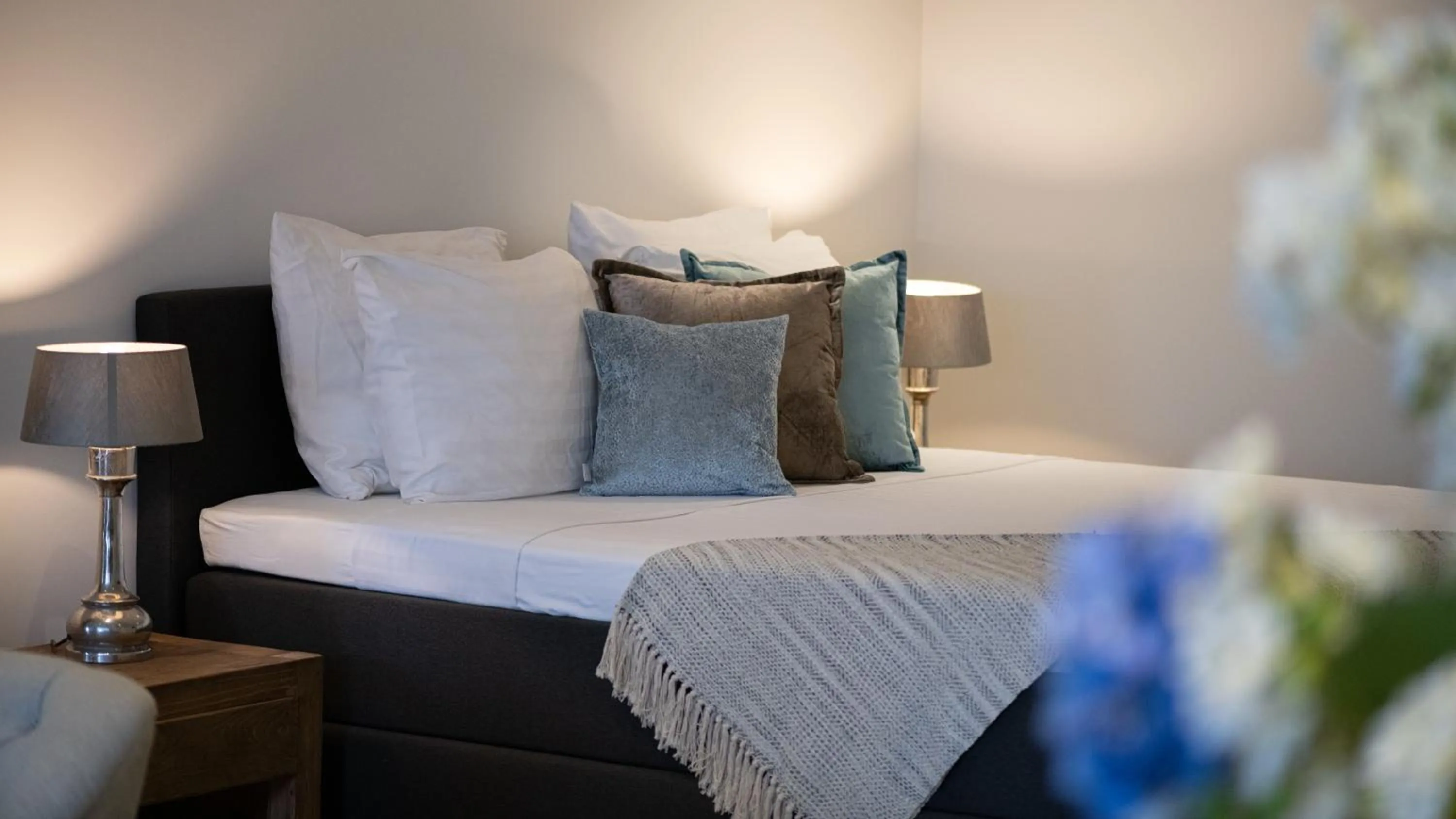 Photo of the whole room in The Beach House