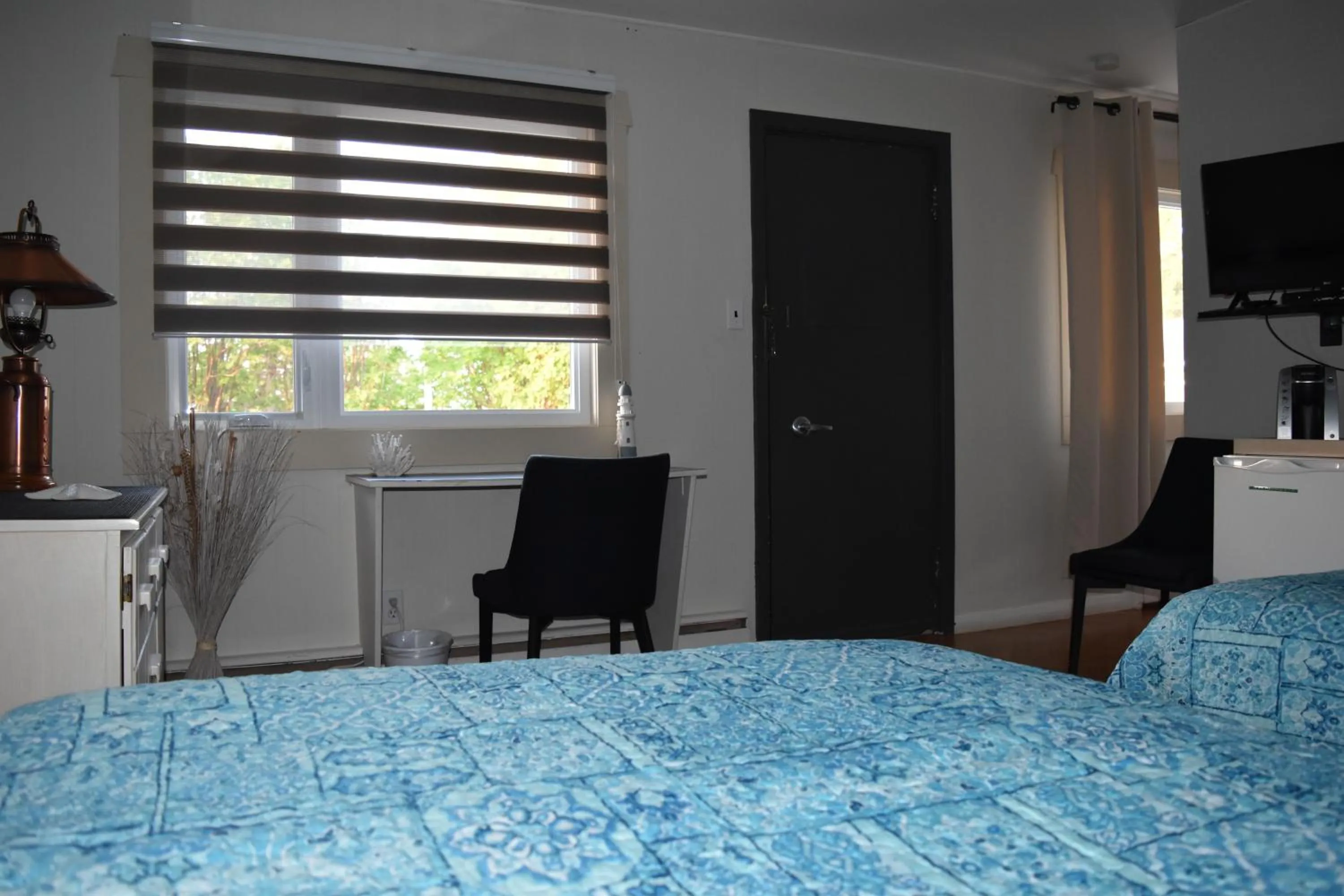 Photo of the whole room in Motel de L'Anse et Camping Rimouski