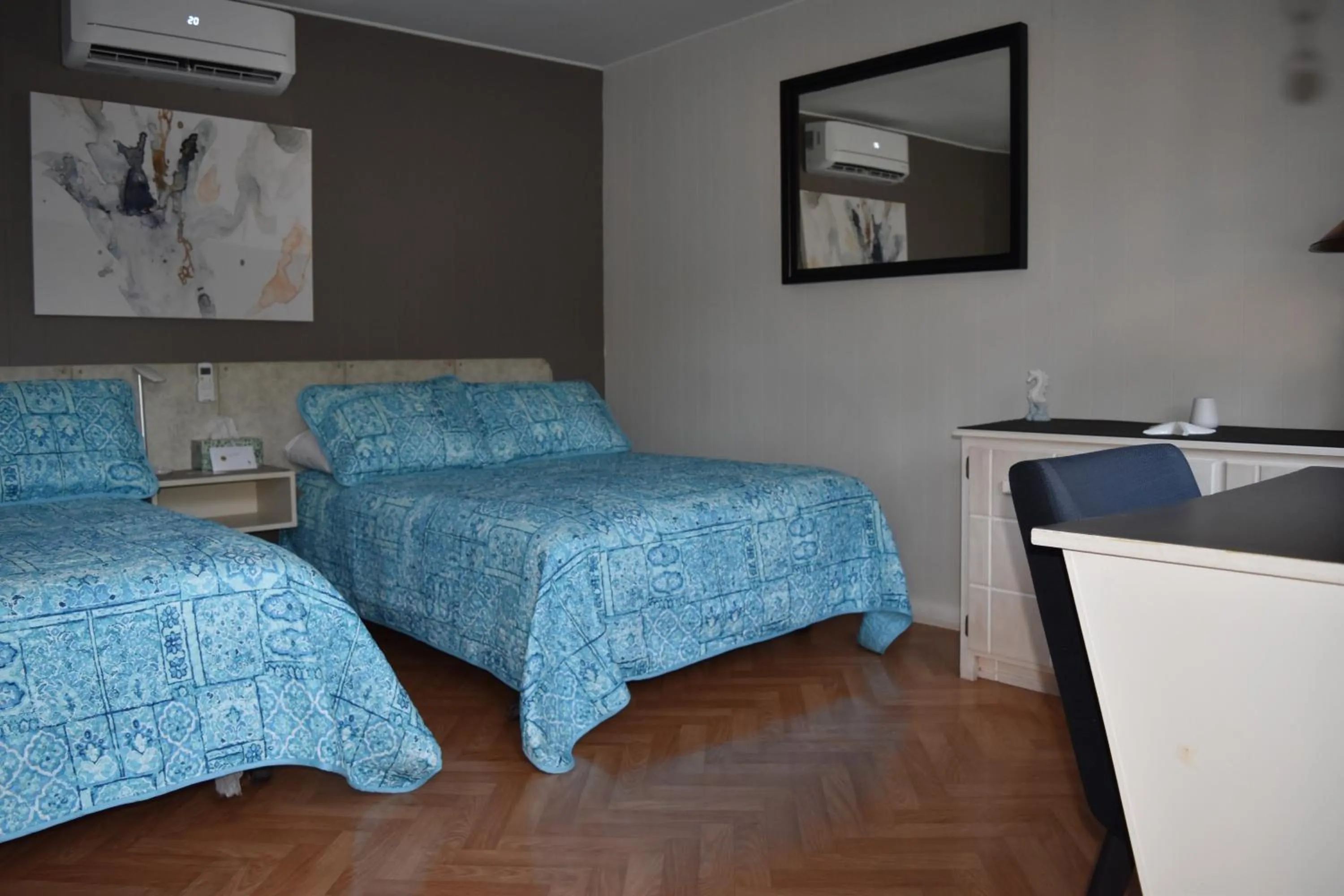 Bedroom in Motel de L'Anse et Camping Rimouski