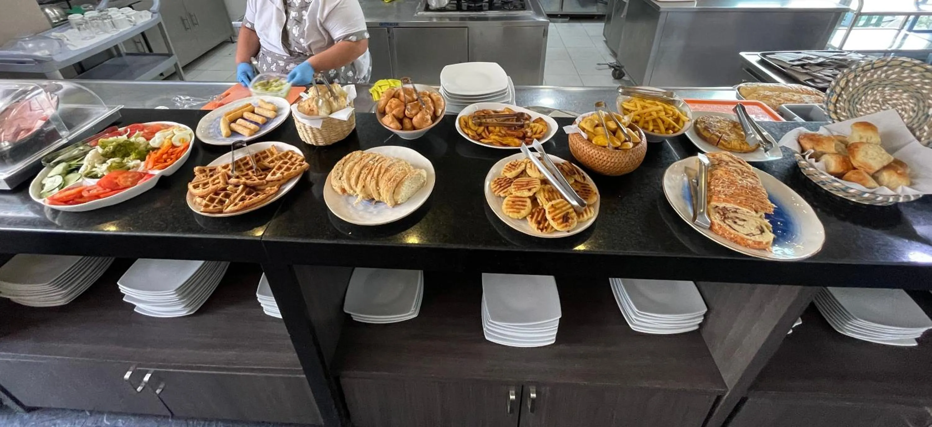 Restaurant/places to eat in Hotel bh El Poblado