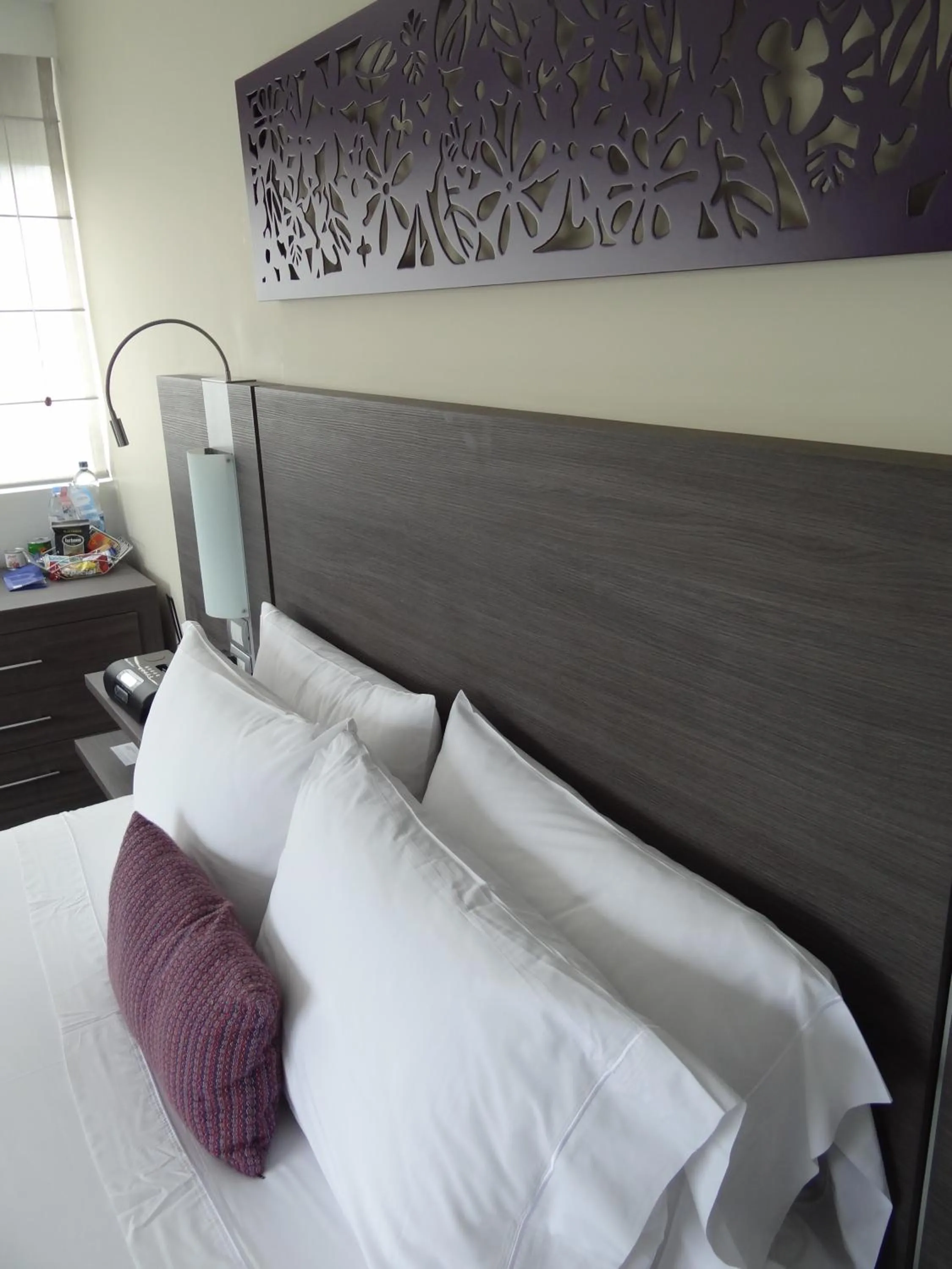 Bedroom, Bed in Hotel bh El Poblado