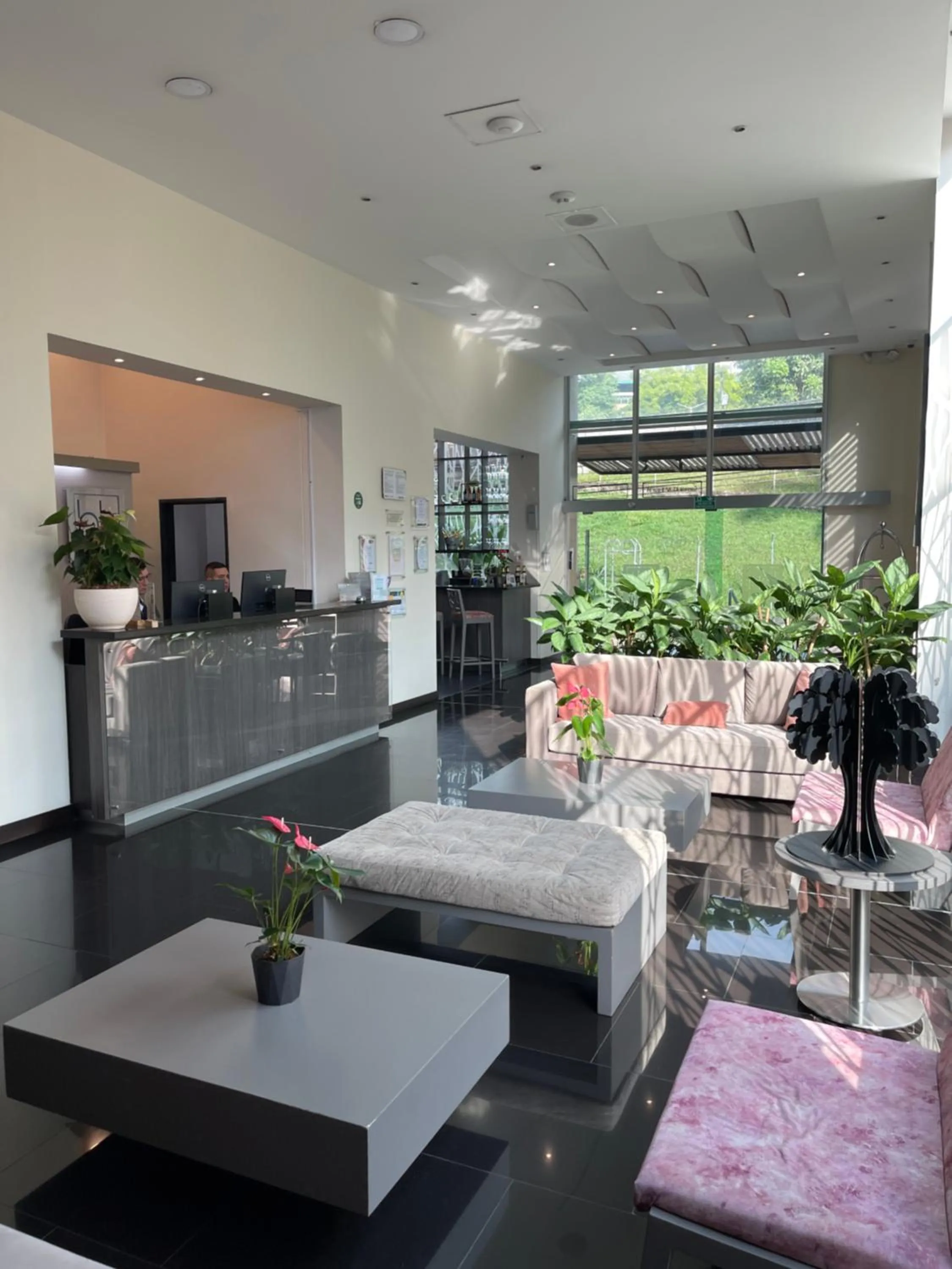 Lobby or reception in Hotel bh El Poblado