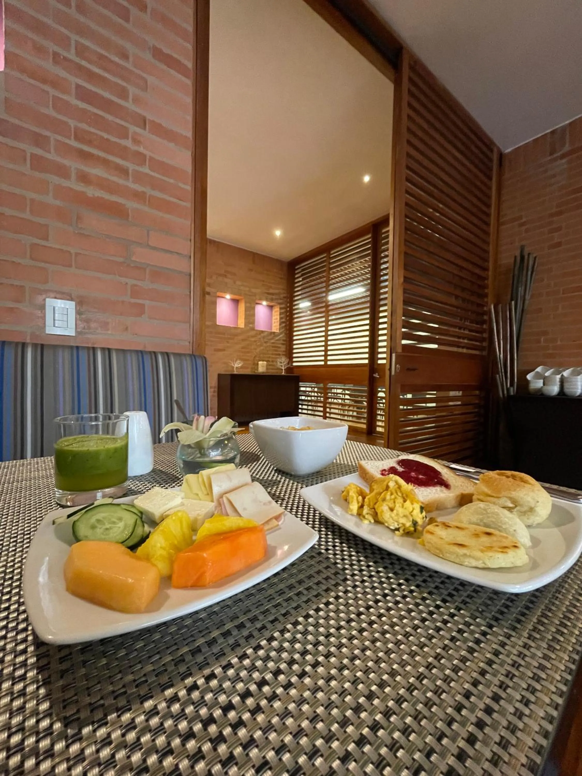 Breakfast in Mercure Bogota BH Retiro