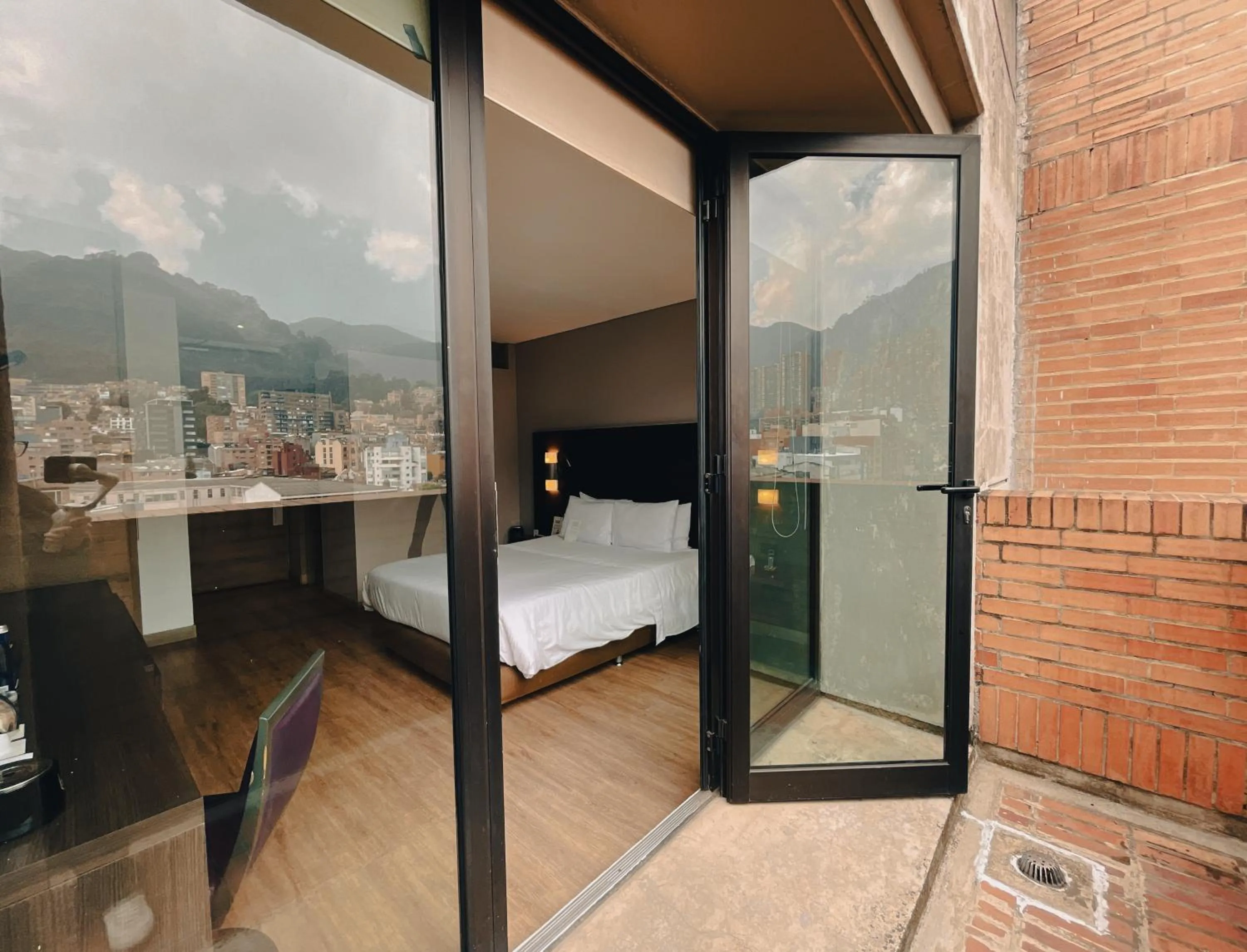 Bed in Mercure Bogota BH Zona Financiera