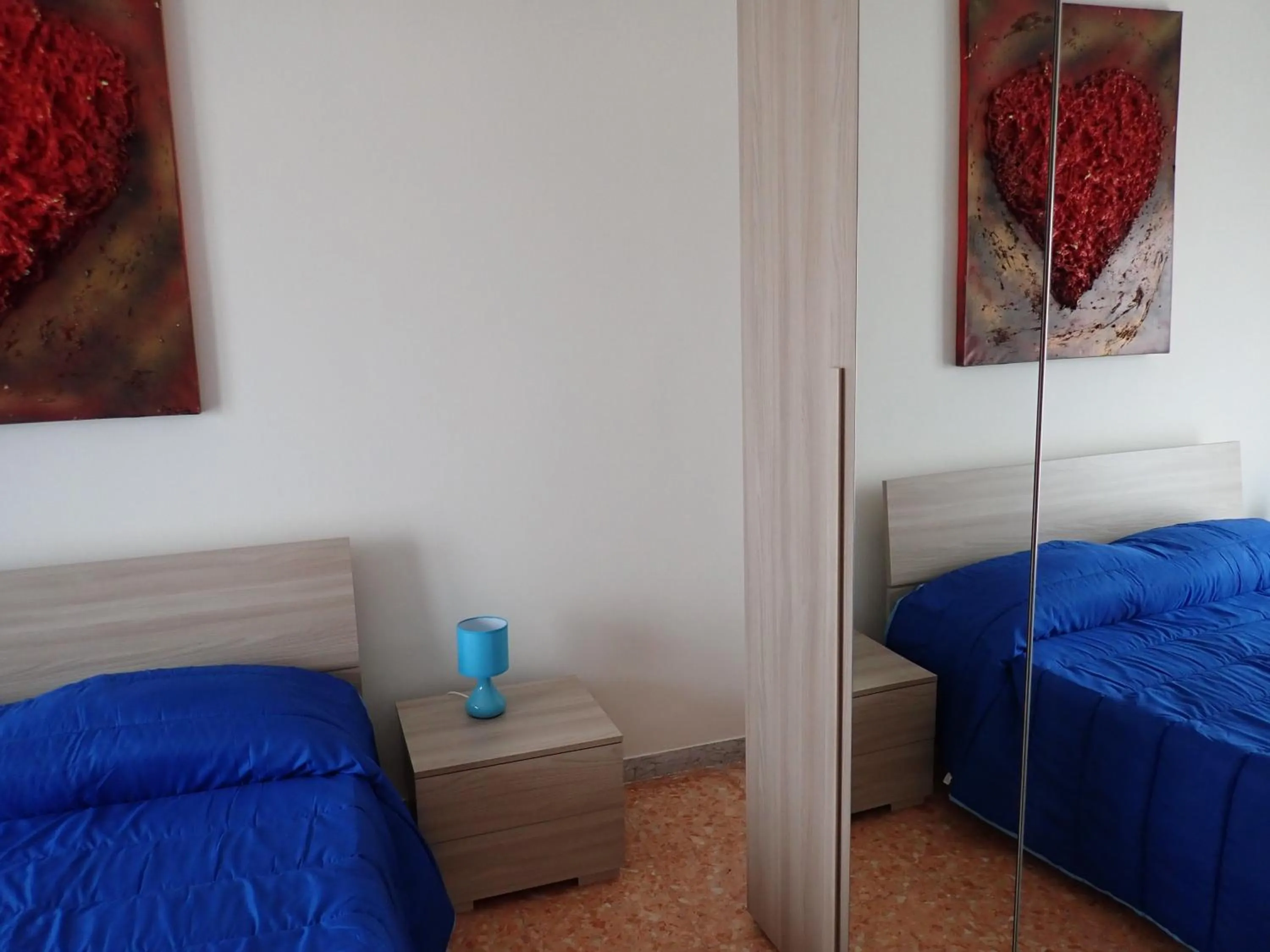 Decorative detail, Bed in B&B ART Caserta Centro