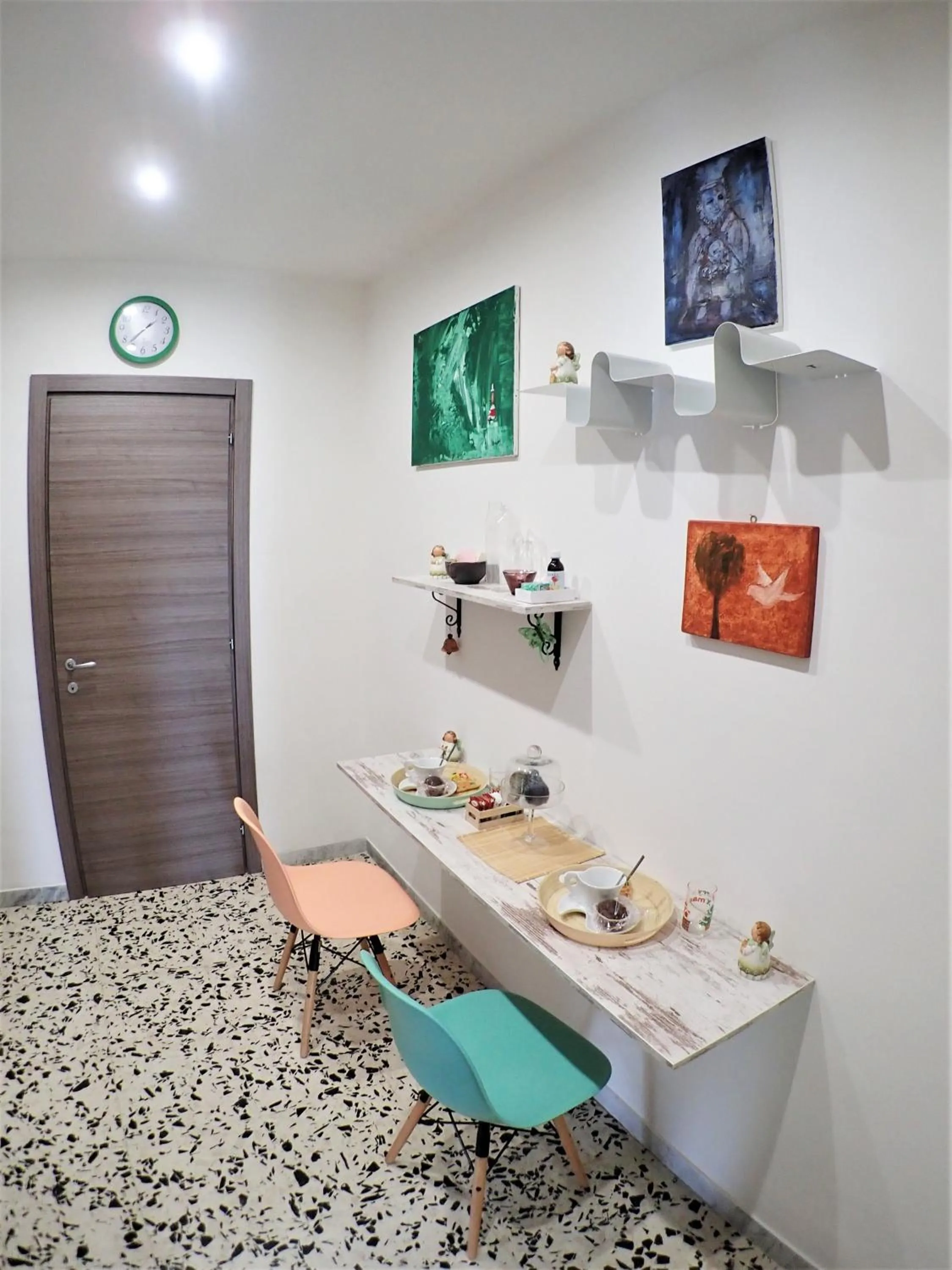 Communal lounge/ TV room in B&B ART Caserta Centro