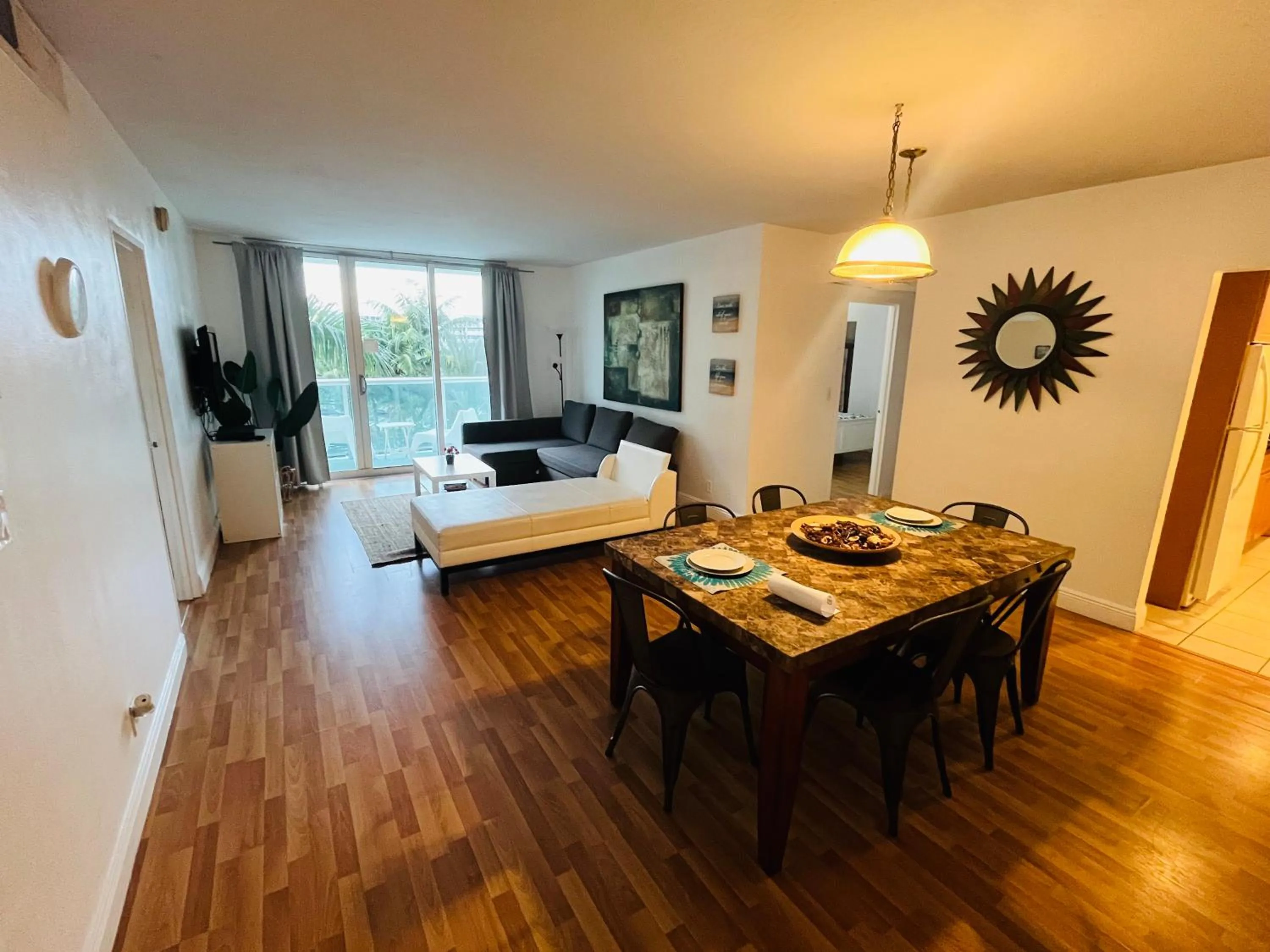 Miami Hallandale Condo, Partial Ocean View Direct Beach and Pool Access Miami Hollywood Beach